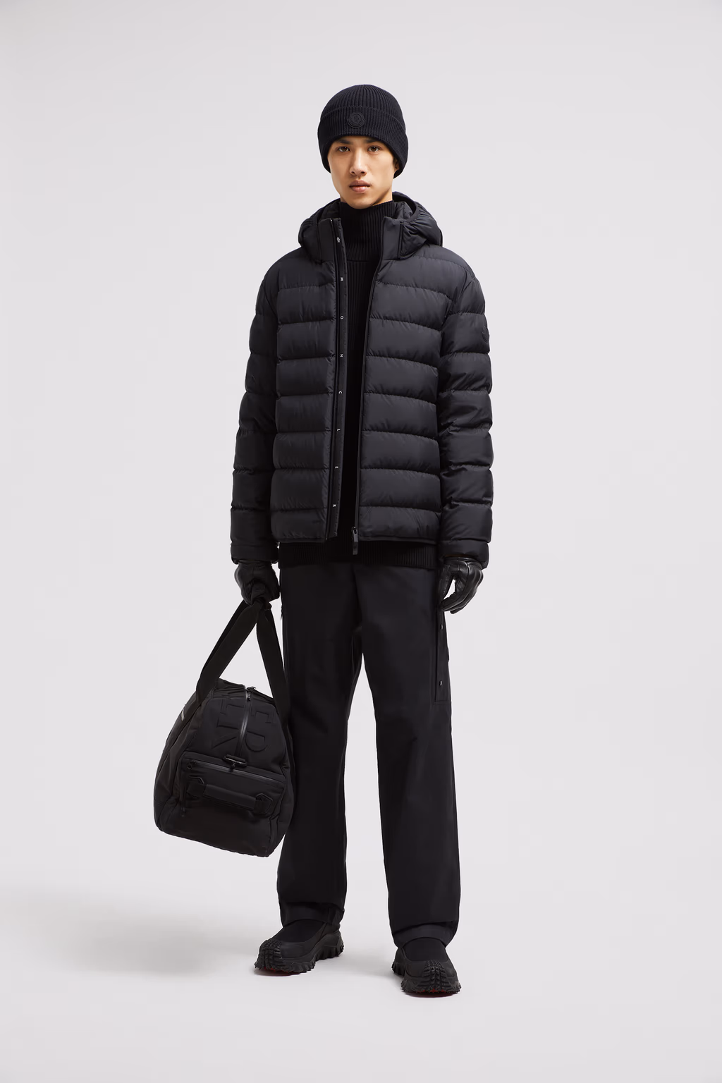 MONCLER JELUZ SHORT DOWN JACKET
