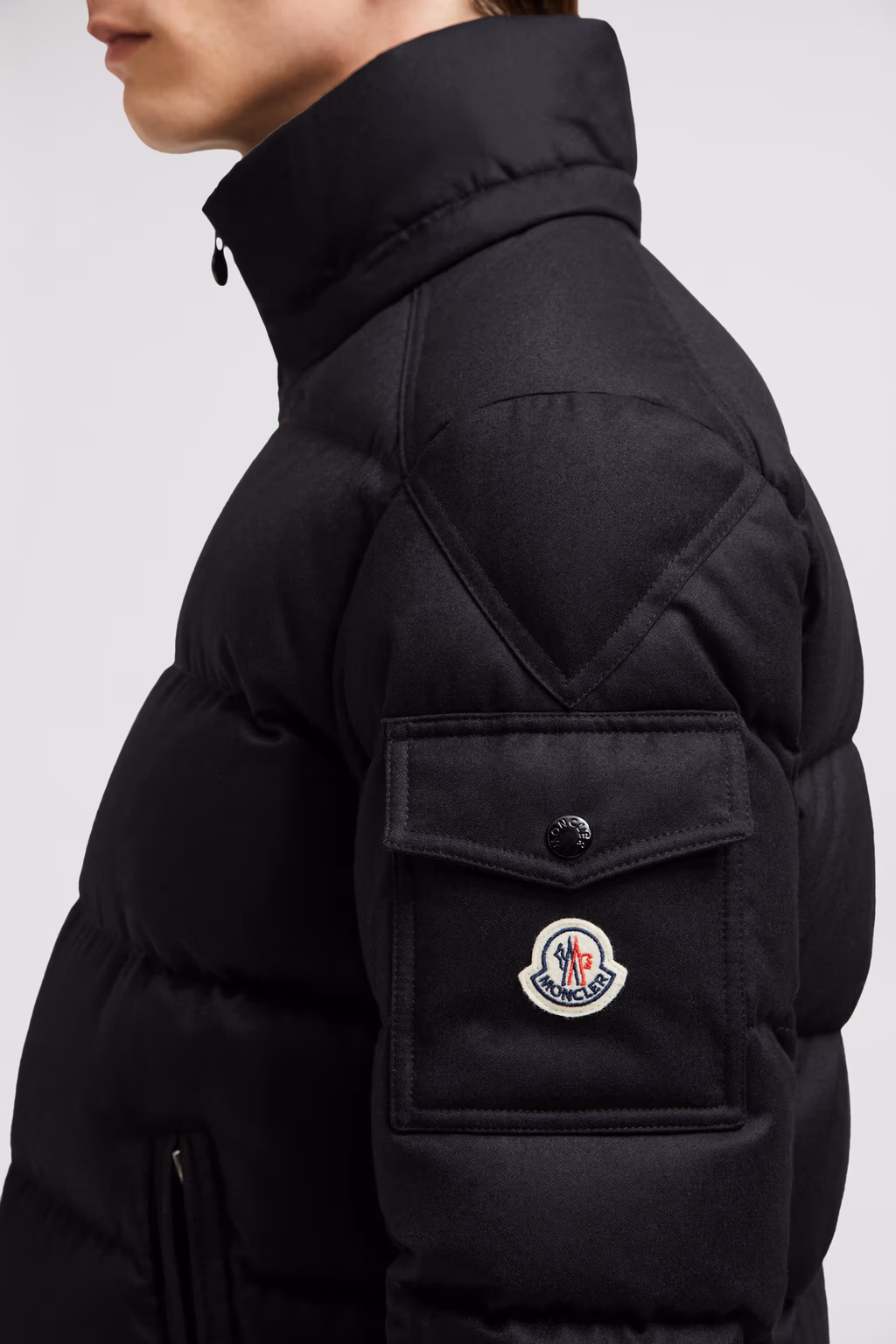MONCLER MONTGENEVRE SHORT DOWN JACKET