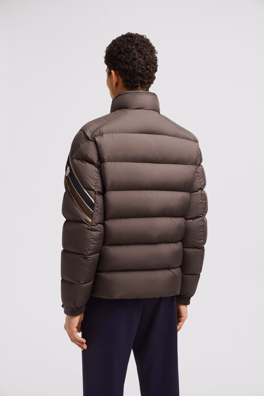 MONCLER SOLAYAN SHORT DOWN JACKET