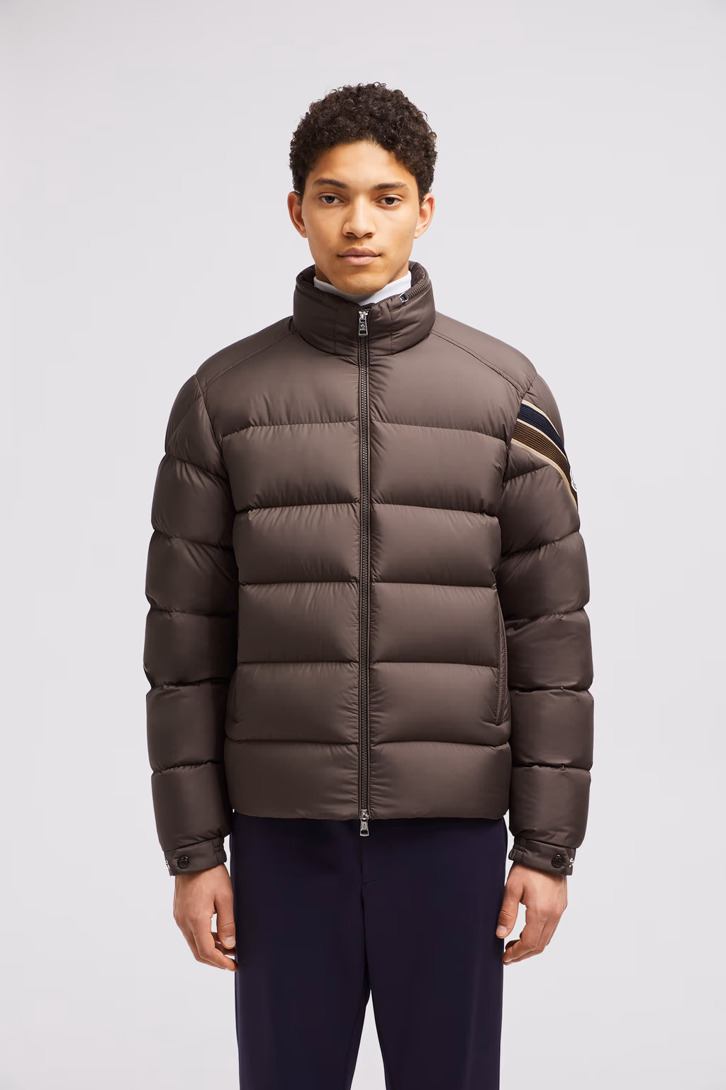 MONCLER SOLAYAN SHORT DOWN JACKET