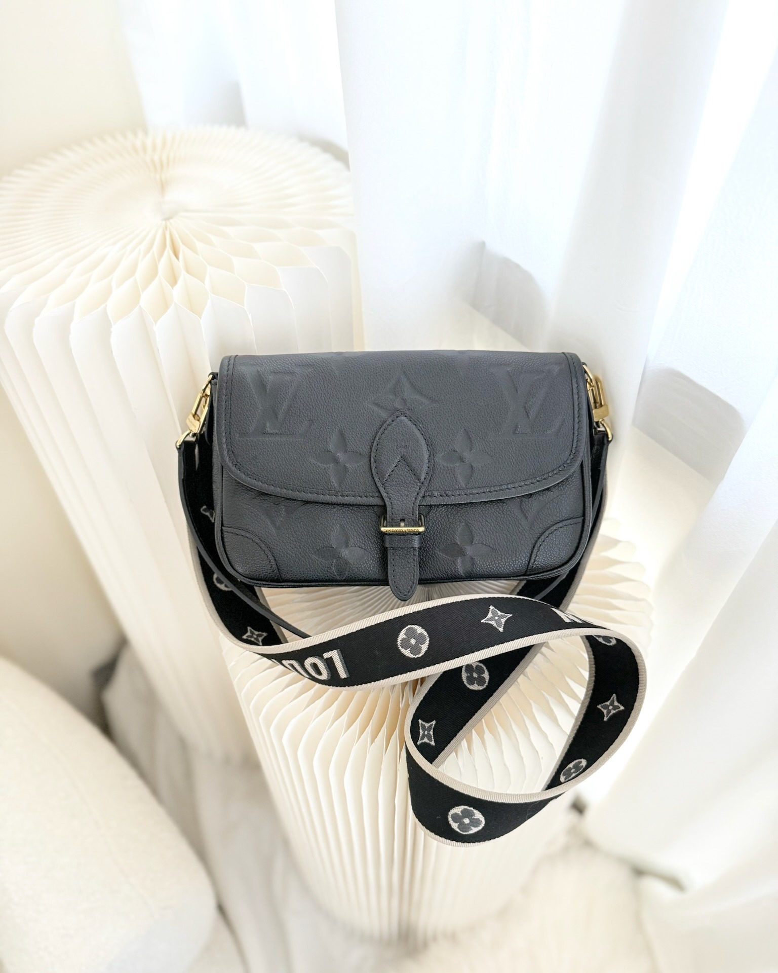 Louis Vuitton Diane Black Monogram Empreinte Leather
