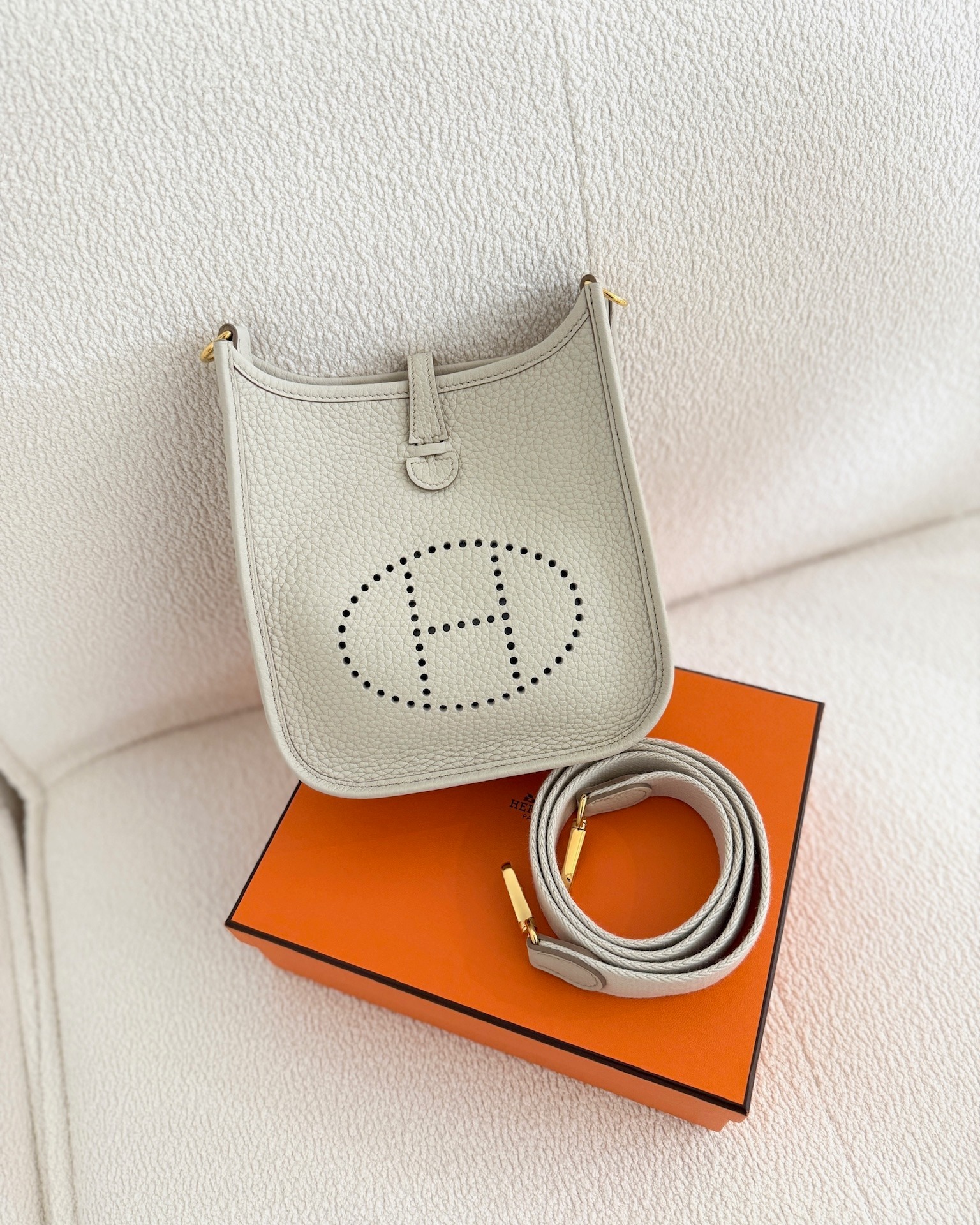 Hermès Mini Evelyne 16 Beton 8L Clemence