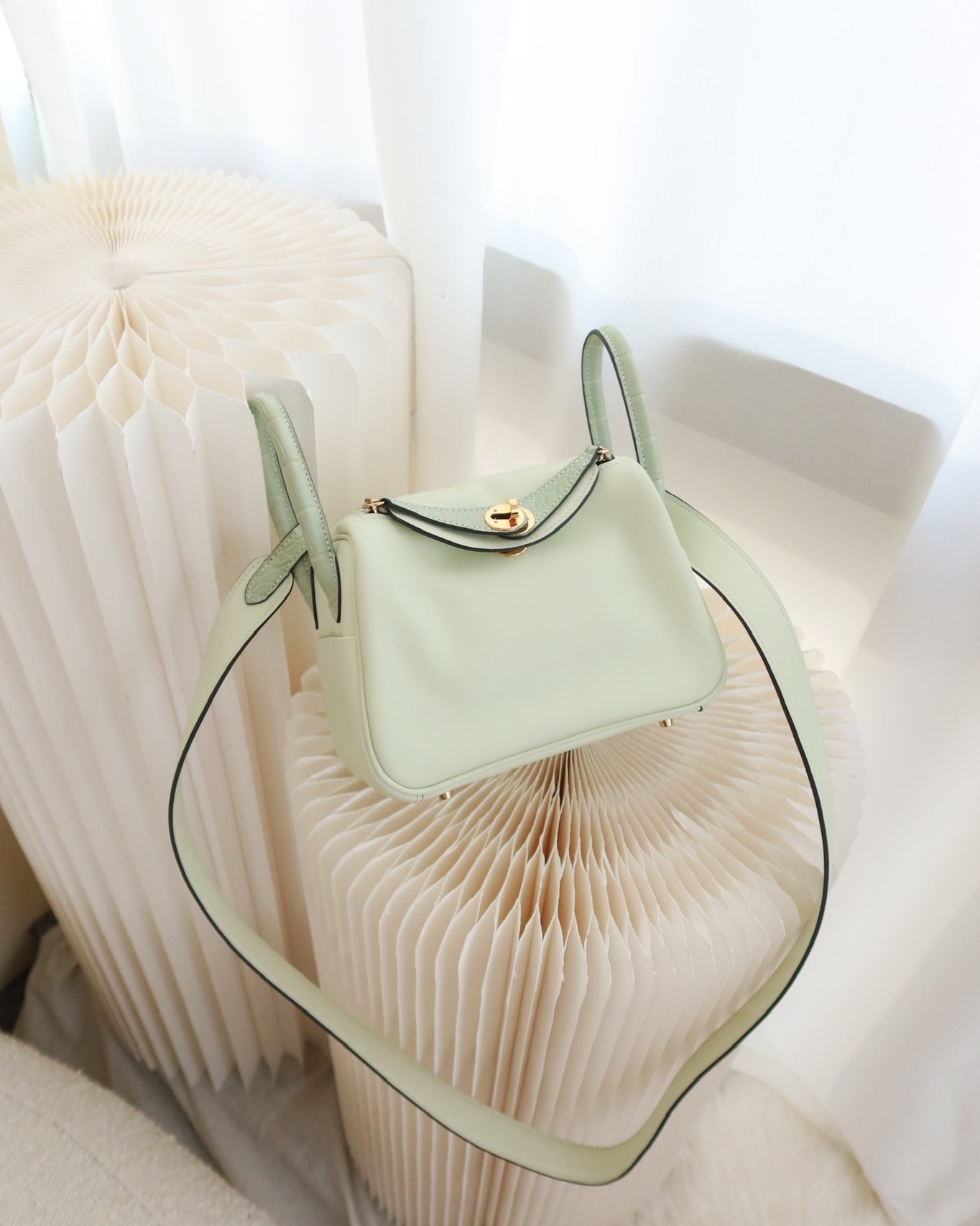 Hermès Mini Lindy Touch Vert Fizz 0S Swift Alligator Handle