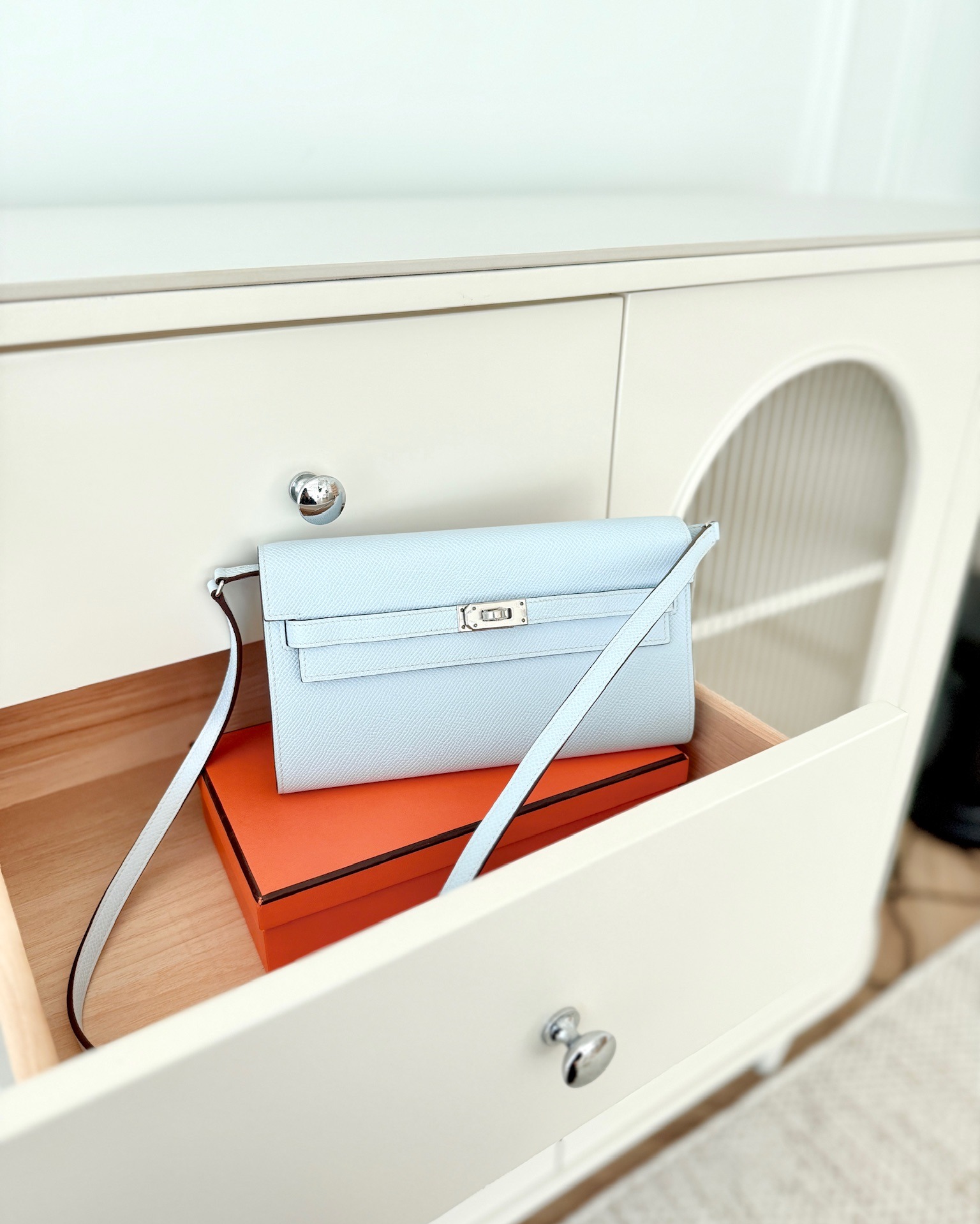 Hermès Kelly To Go Wallet Bleu Brume T0 Epsom