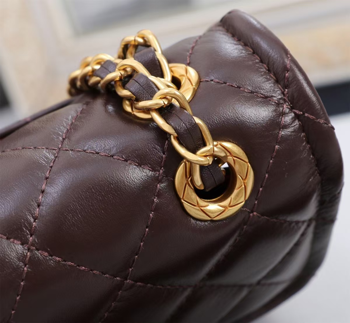 24s small flap bag 23cm burgundy calfskin gold hardware