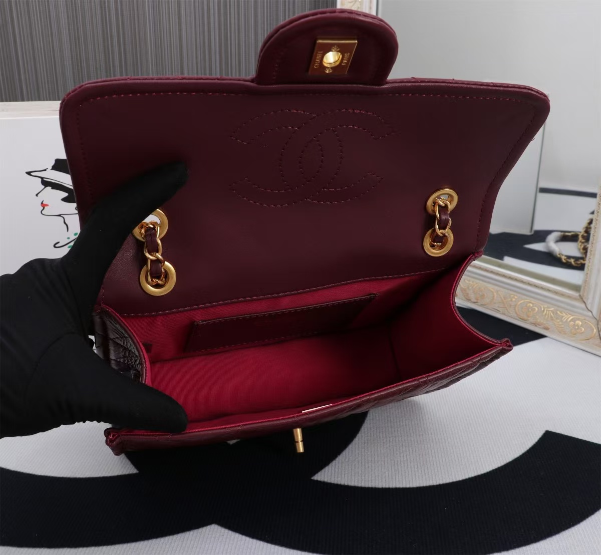 24s small flap bag 23cm burgundy calfskin gold hardware
