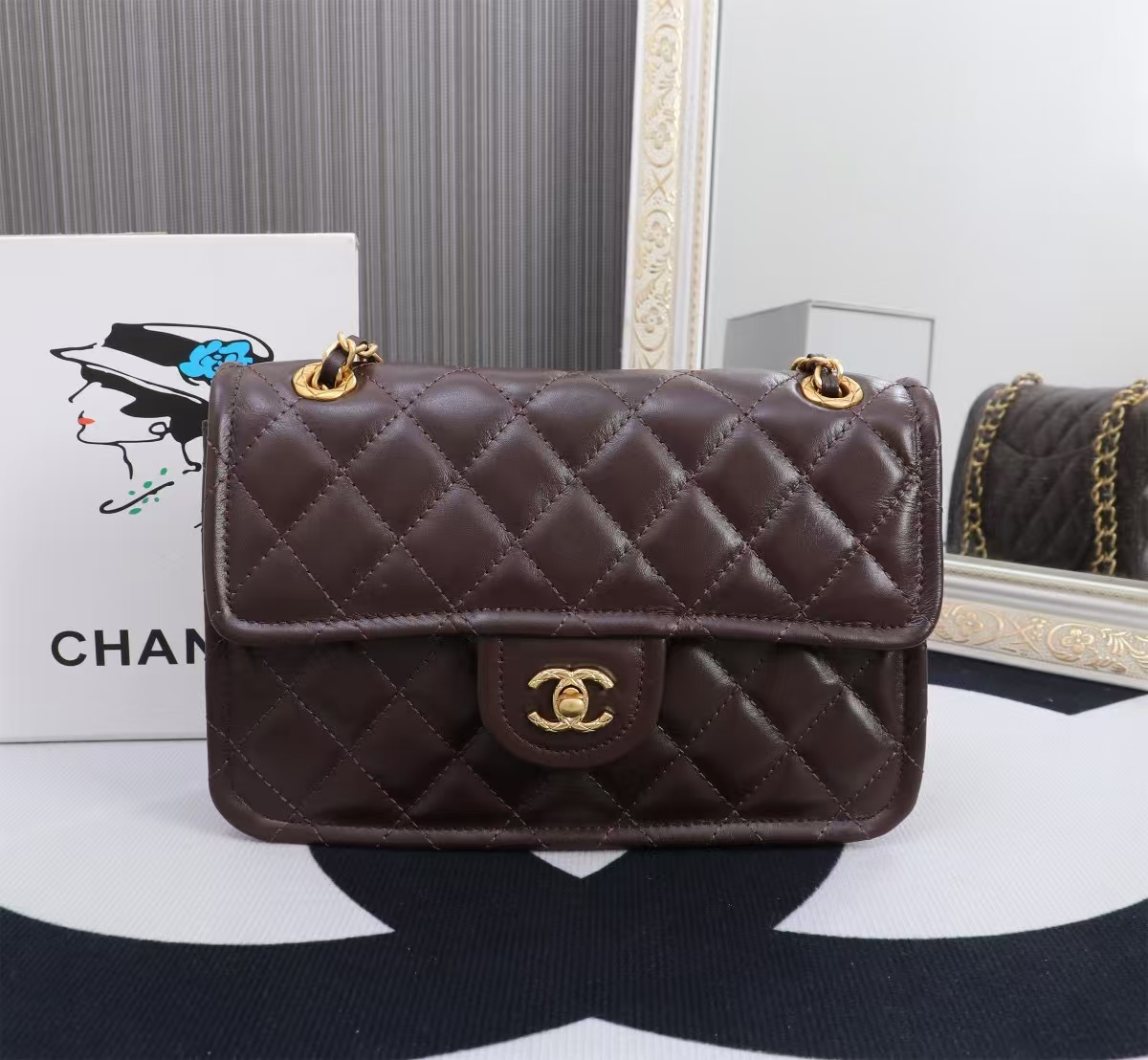 24s small flap bag 23cm burgundy calfskin gold hardware