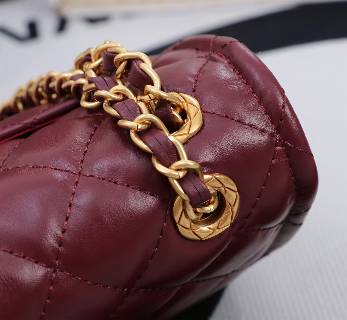 24s small flap bag 23cm burgundy calfskin gold hardware