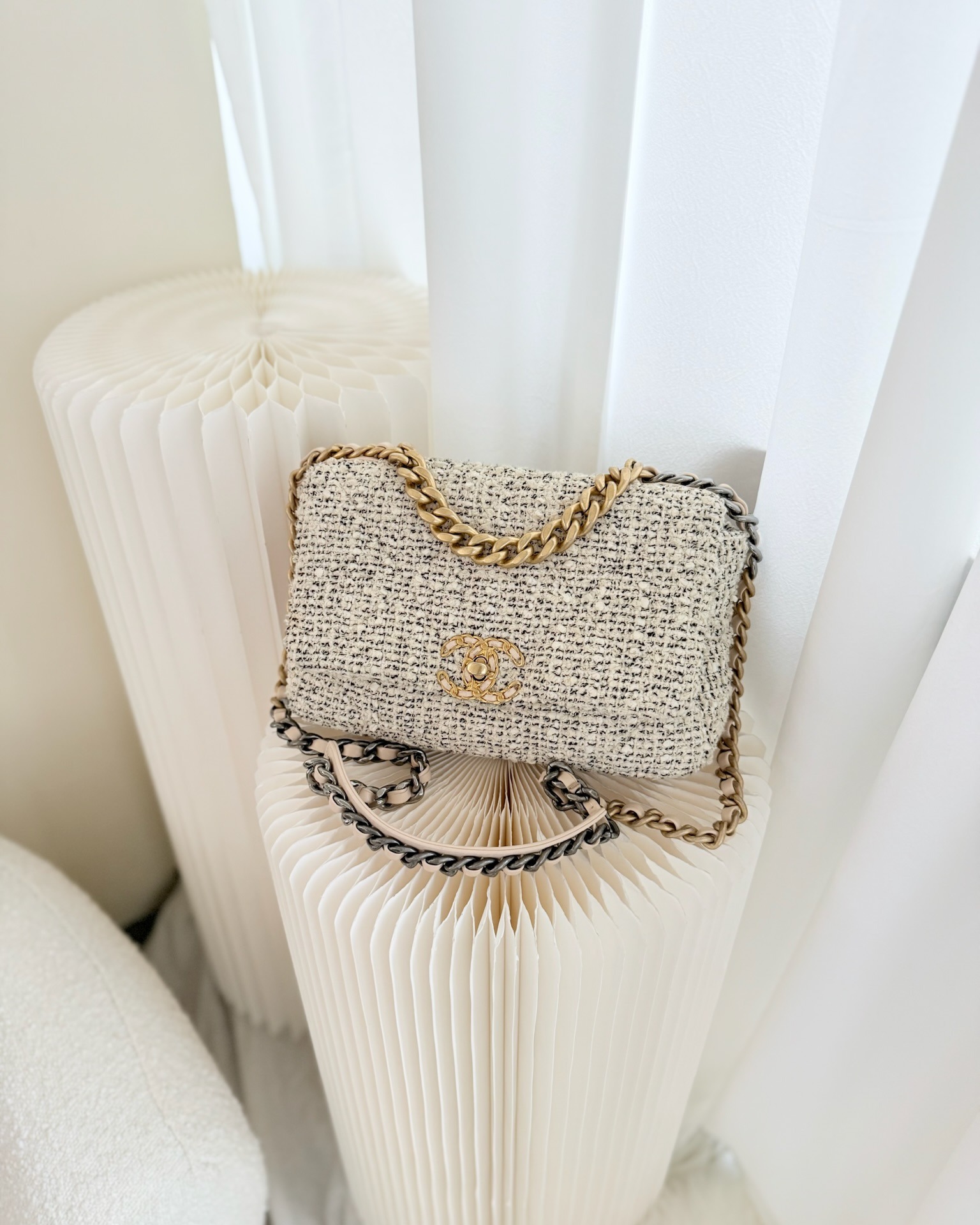 Chanel 19 Small Tweed Oreo Cream Mixed Hardware