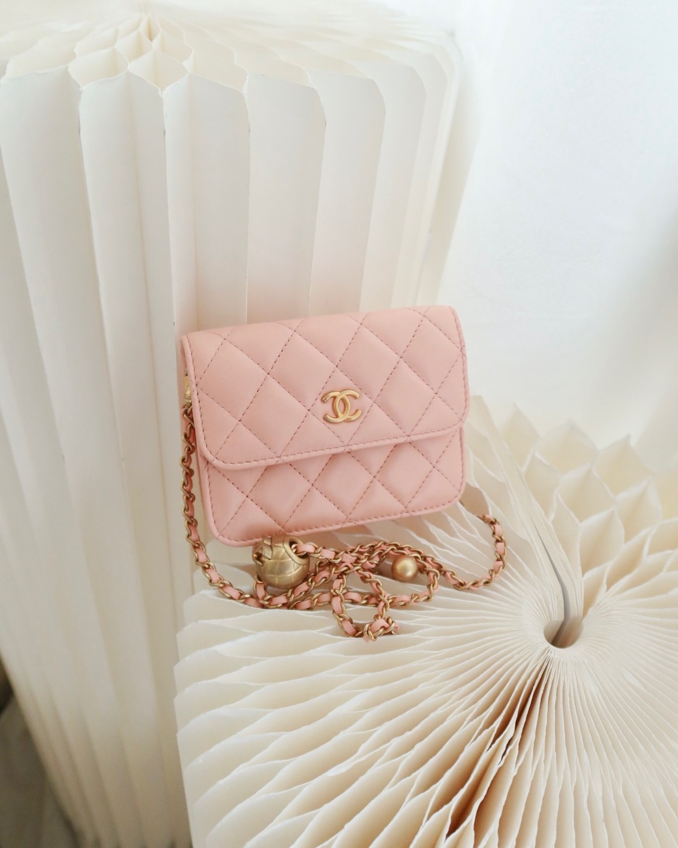 Chanel Pearl Crush Card Holder Pink Beige Lambskin Aged