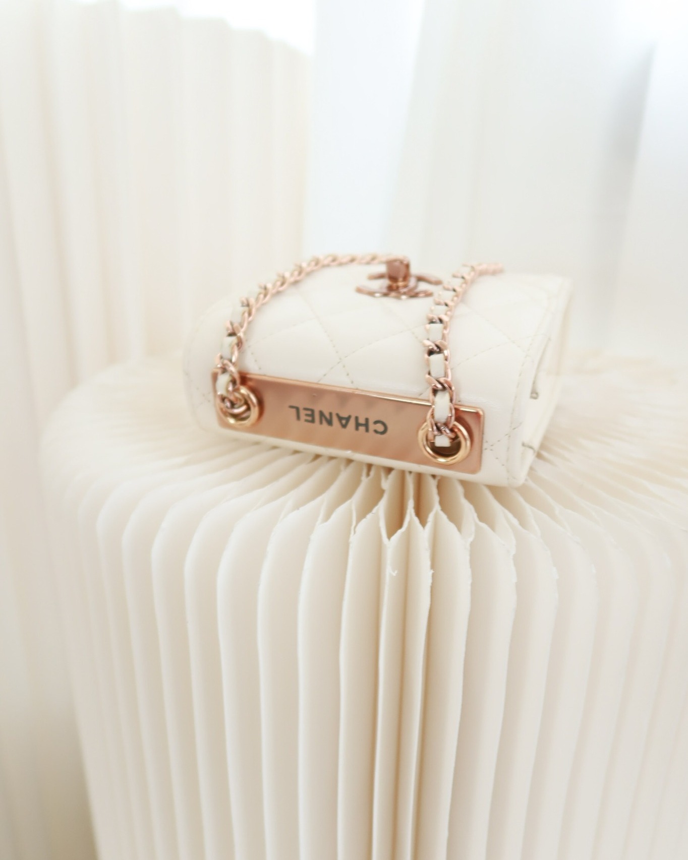 Chanel Mini Quilted Trendy CC Clutch With Chain White Lambskin Rose