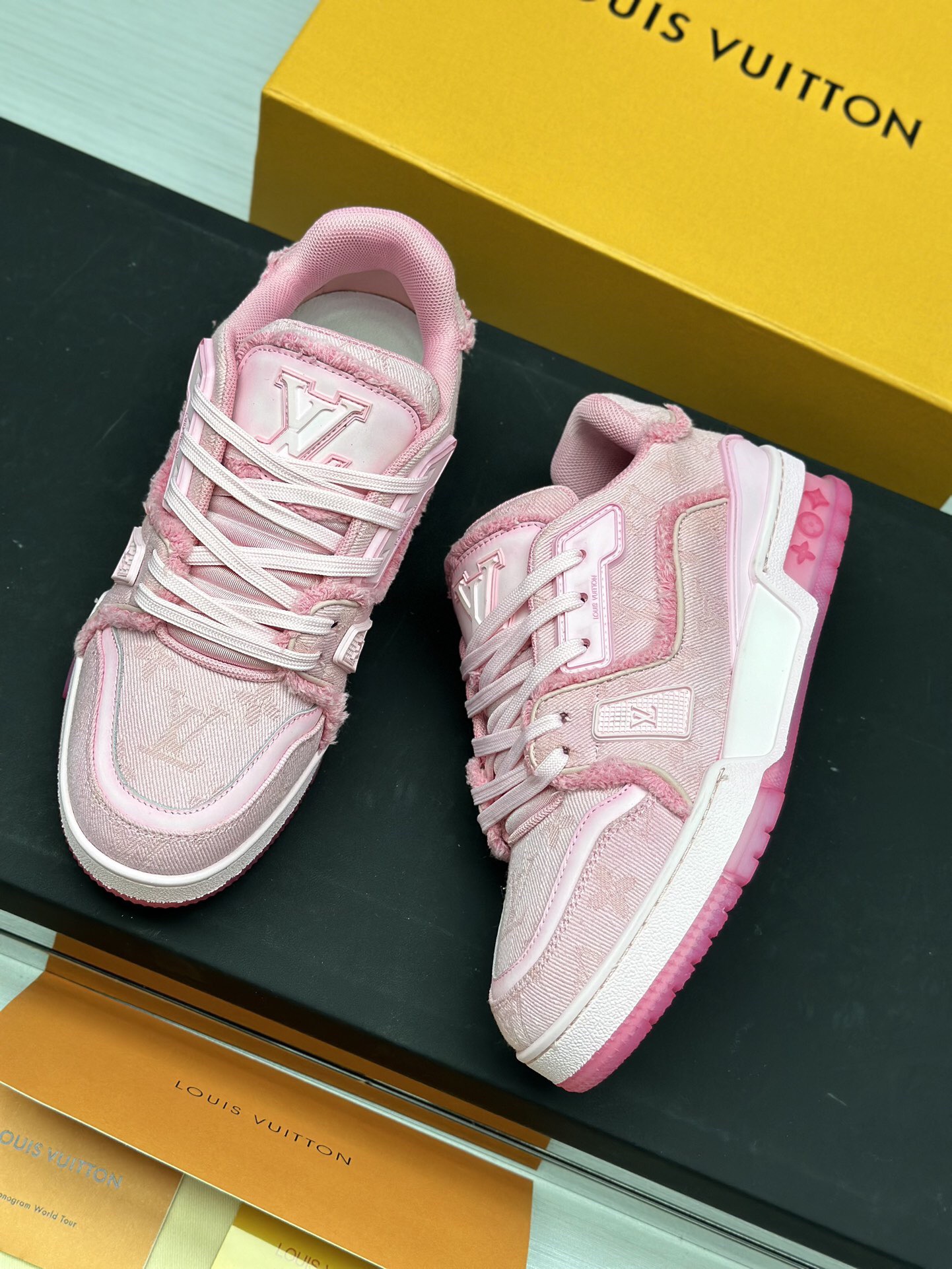 Louis Vuitton LV Trainer Canvas Monogram Pink