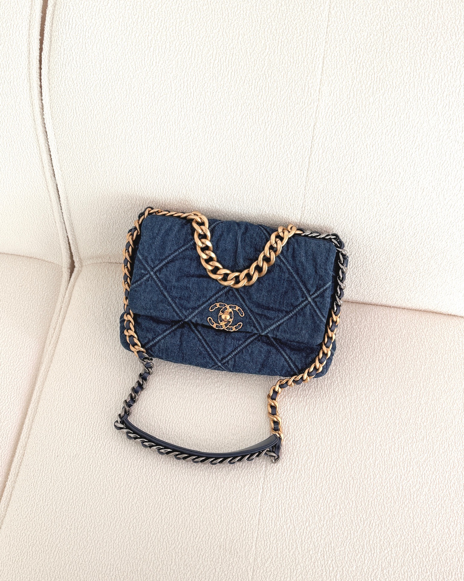 Chanel 19 Medium Dark Denim