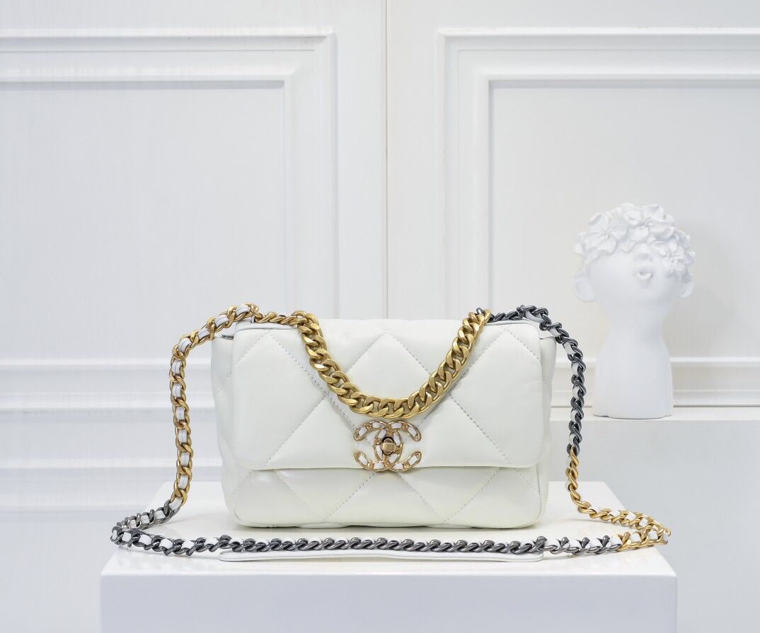 CHANEL 19Bag Crossbody Bags
