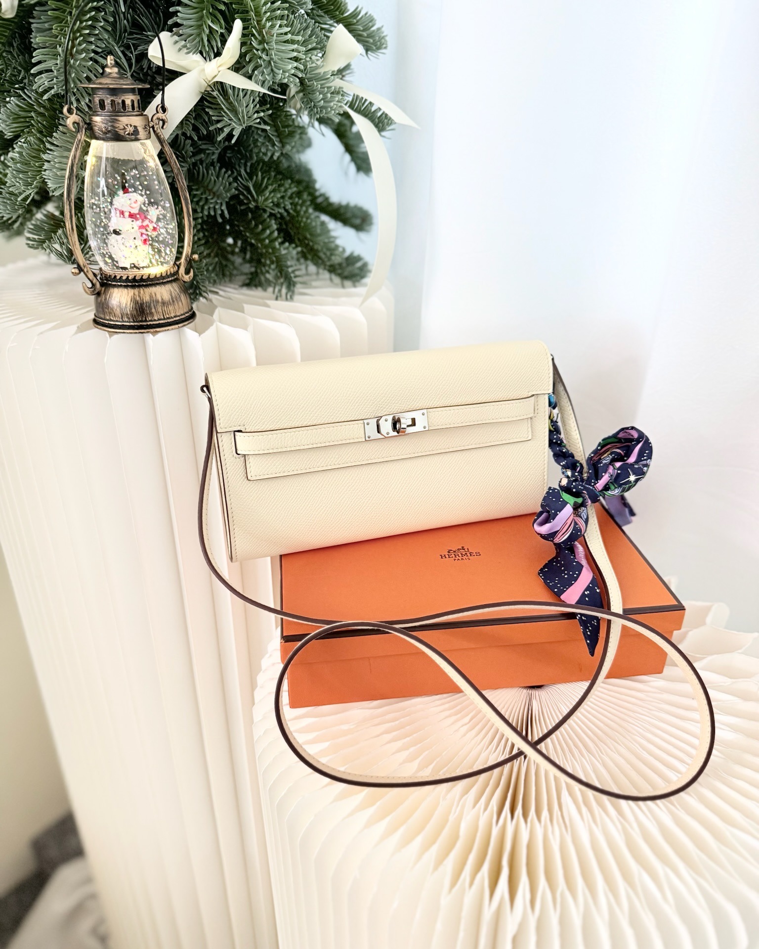 Hermès Kelly To Go Wallet Nata I2/ Sesame 2S Epsom Palladium Hardware