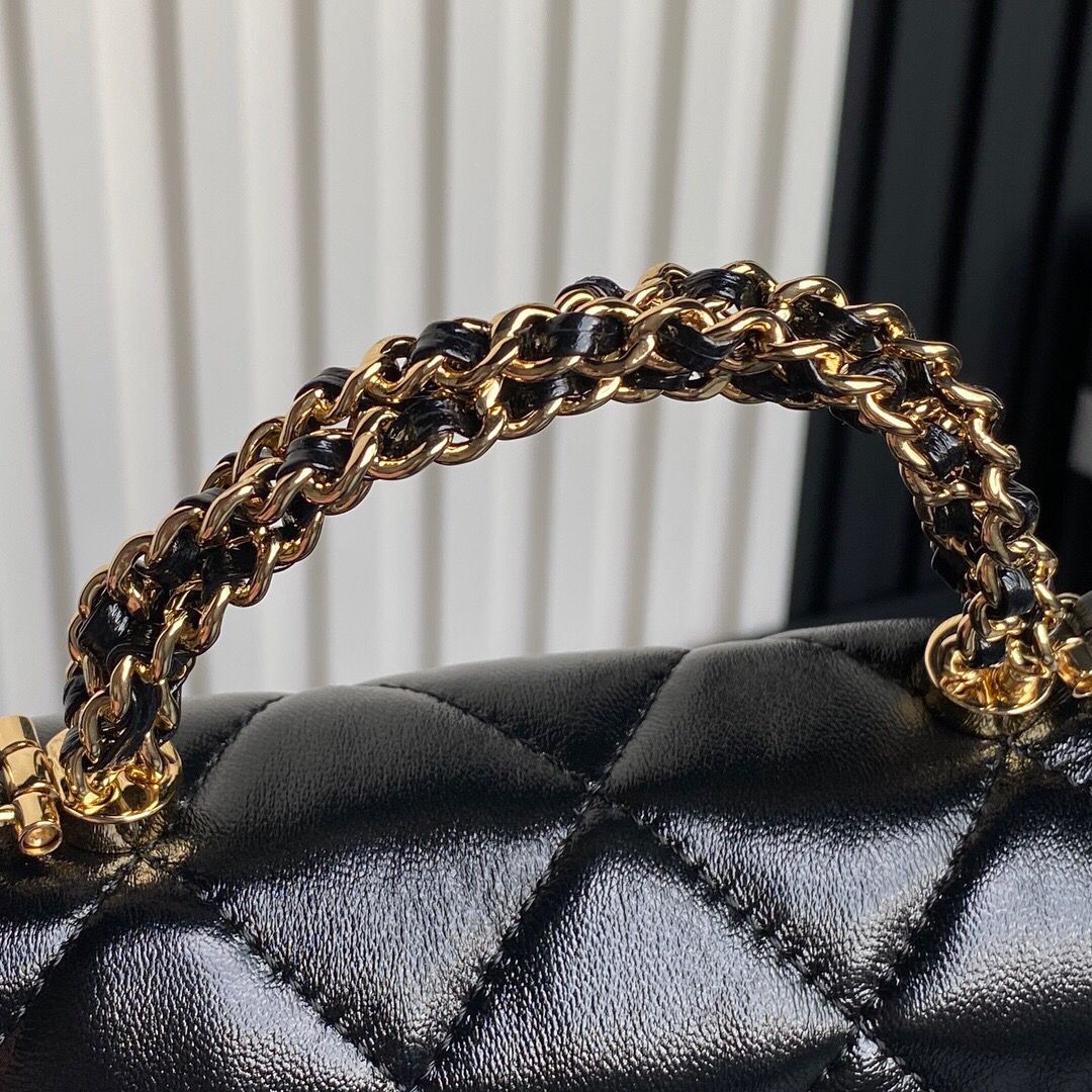 CHANEL  Shiny Lambskin Quilted Golden Links Top Handle Flap Black