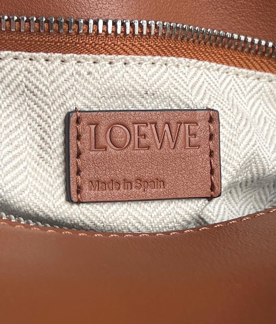 LOEWE  Calfskin Small Puzzle Bag Tan