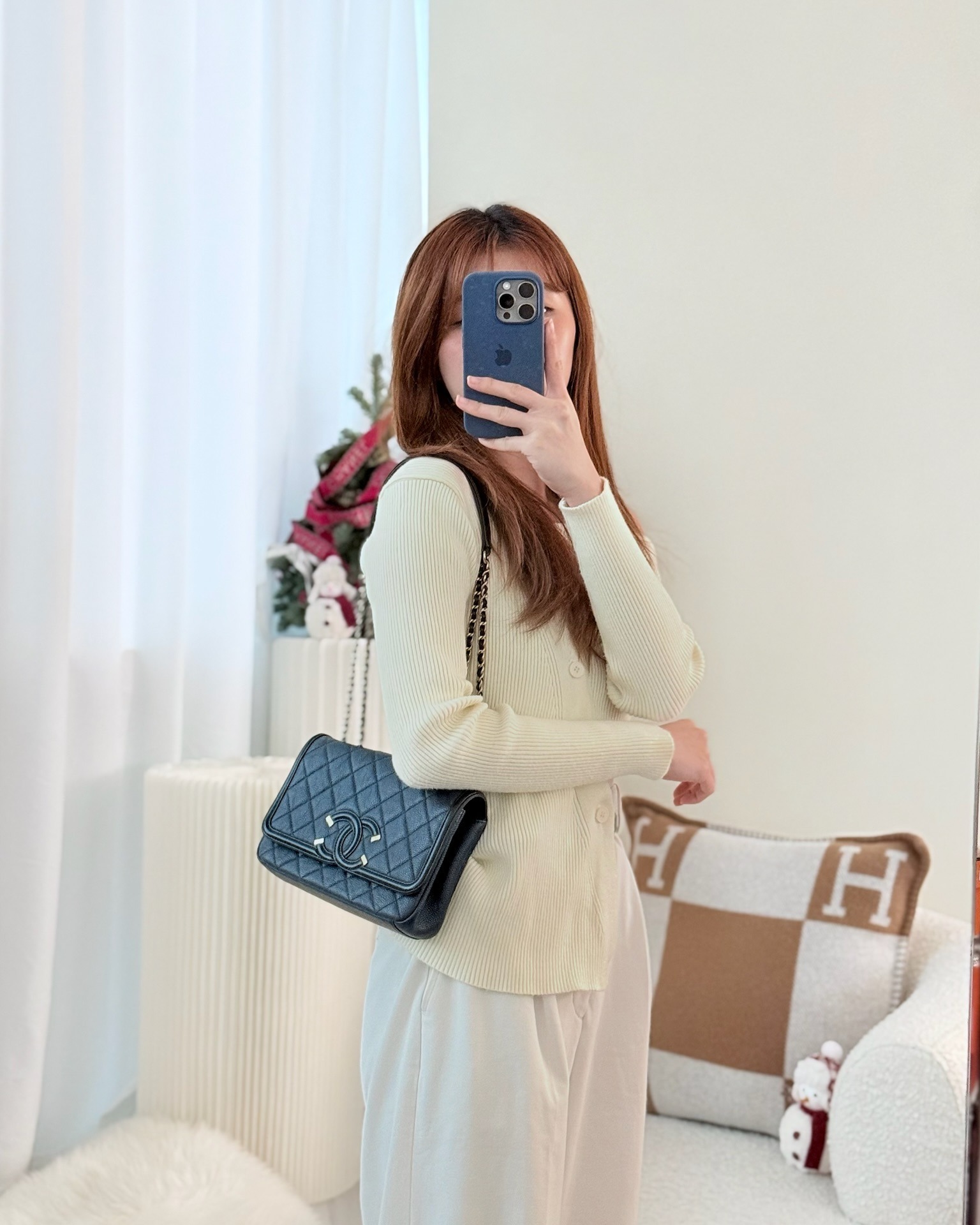 Chanel Small CC Filigree Flap Quilted Navy Black Caviar Aged