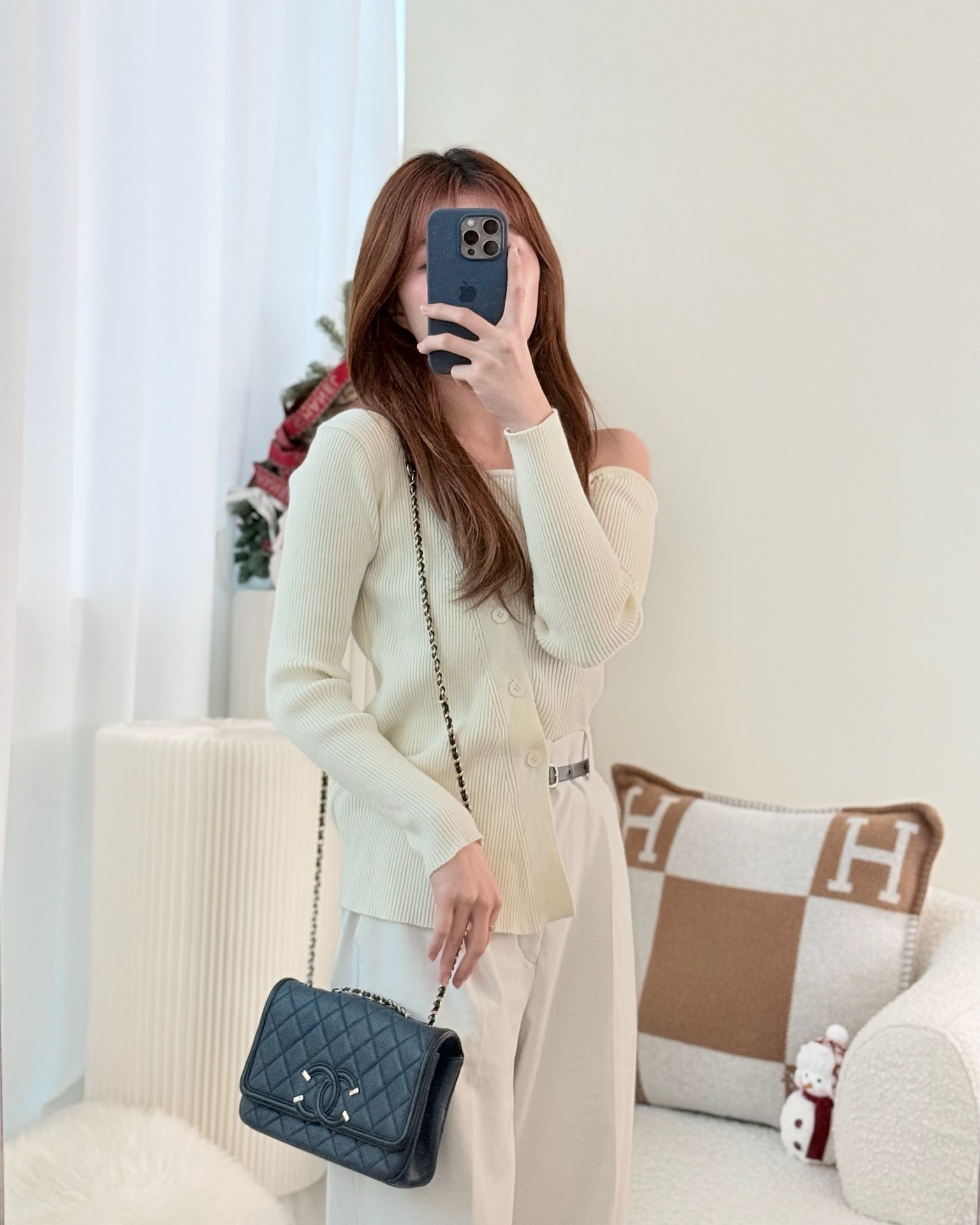 Chanel Small CC Filigree Flap Quilted Navy Black Caviar Aged