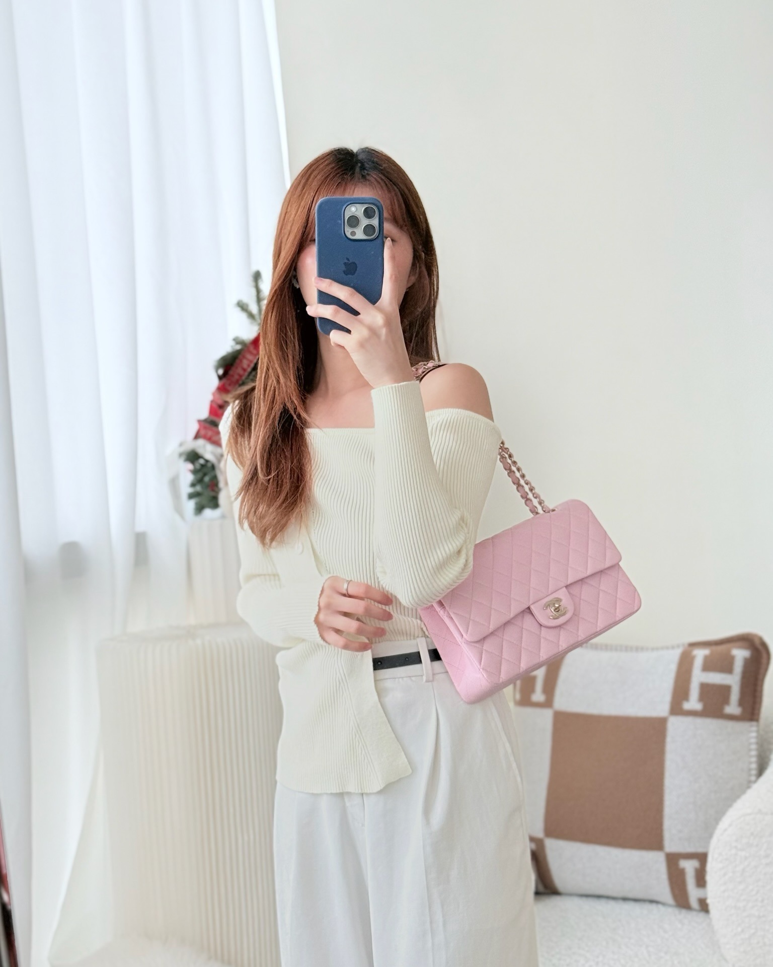 Chanel Classic M/L Medium Flap Quilted Pink Lambskin