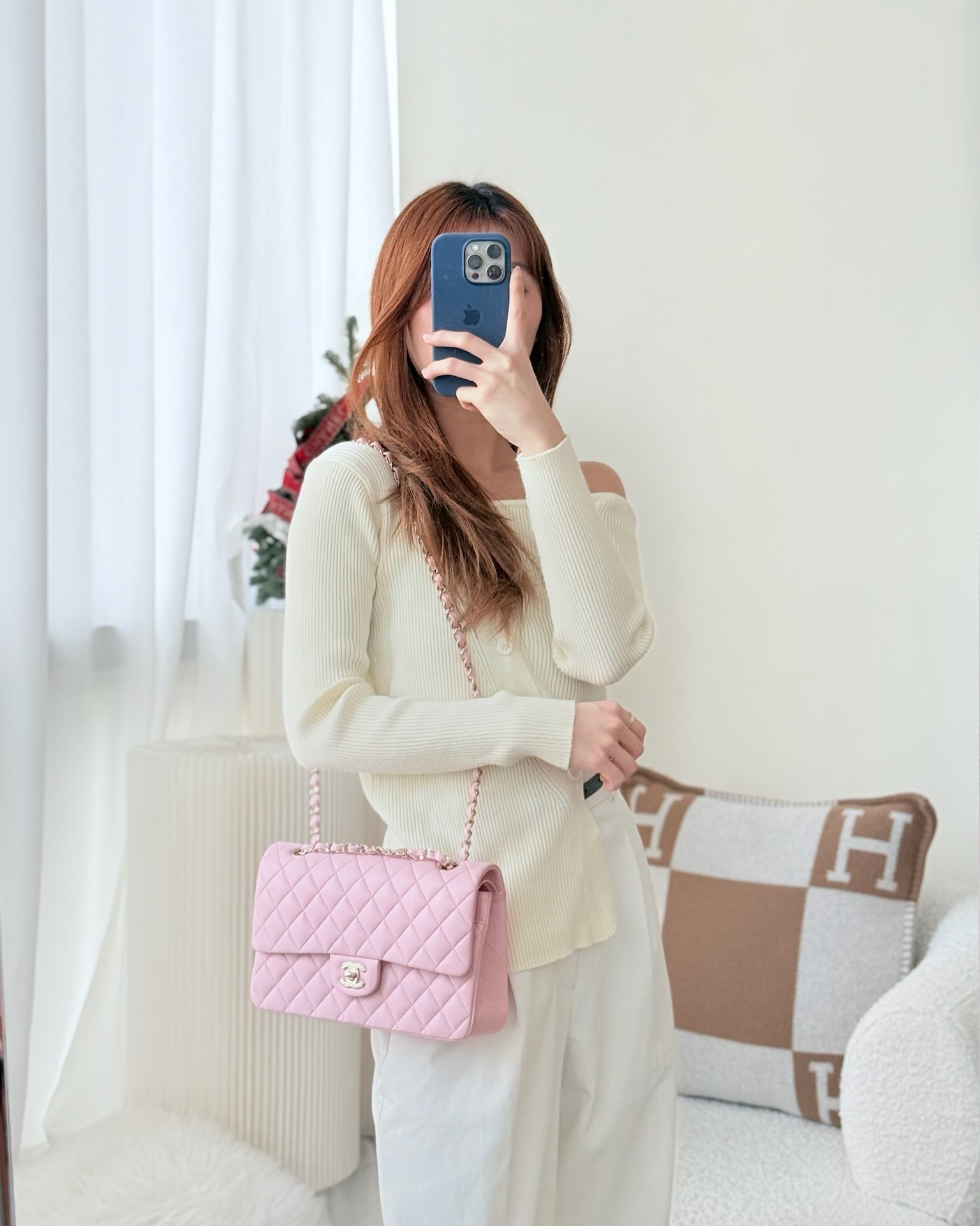 Chanel Classic M/L Medium Flap Quilted Pink Lambskin