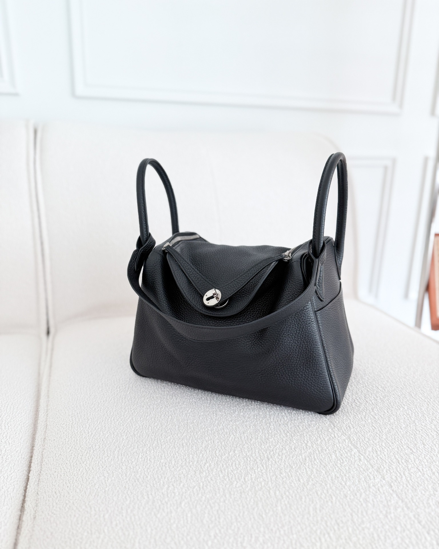 Hermès Lindy 30 Black Clemence Palladium Hardware