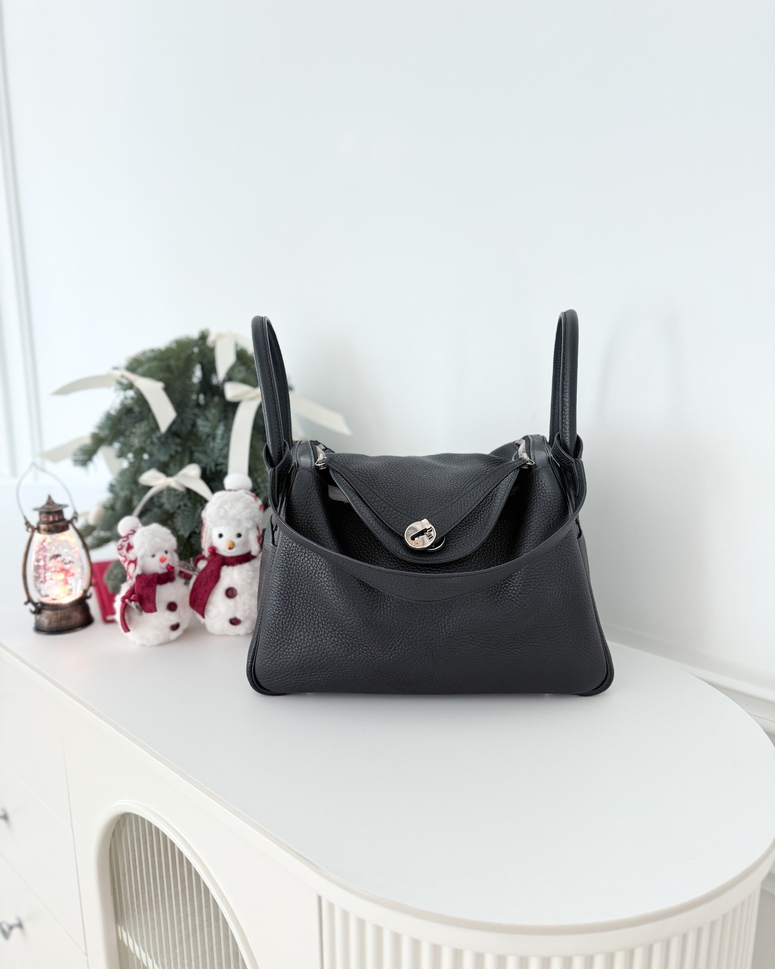 Hermès Lindy 30 Black Clemence Palladium Hardware