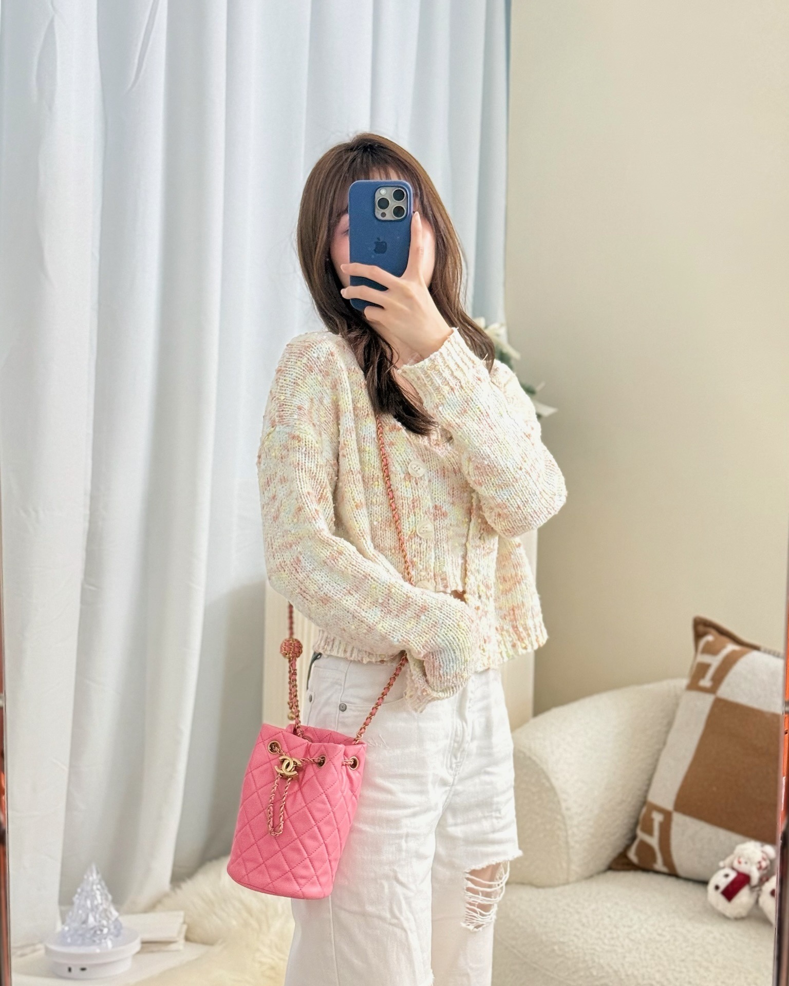 Chanel Pearl Crush Drawstring Bucket Bag Pink Lambskin Aged