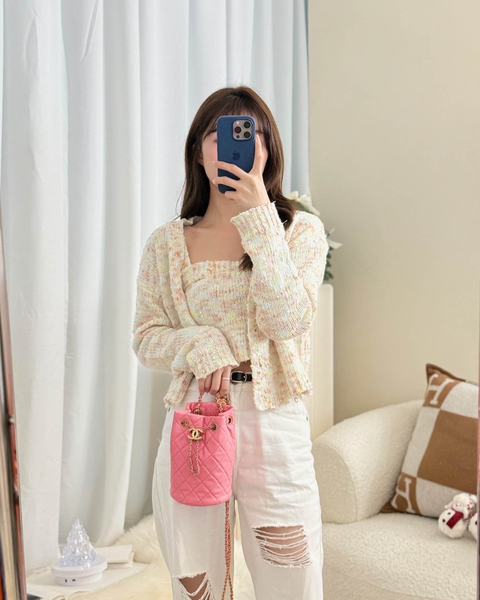 Chanel Pearl Crush Drawstring Bucket Bag Pink Lambskin Aged