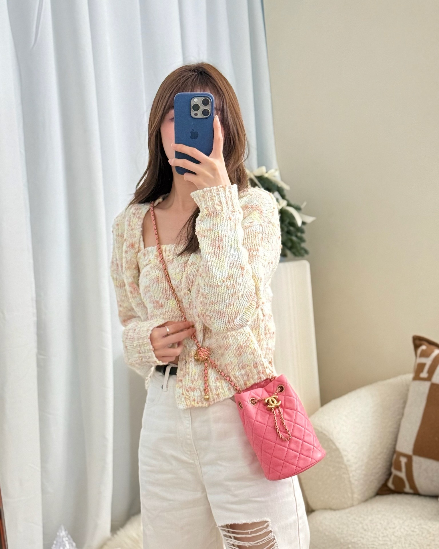 Chanel Pearl Crush Drawstring Bucket Bag Pink Lambskin Aged