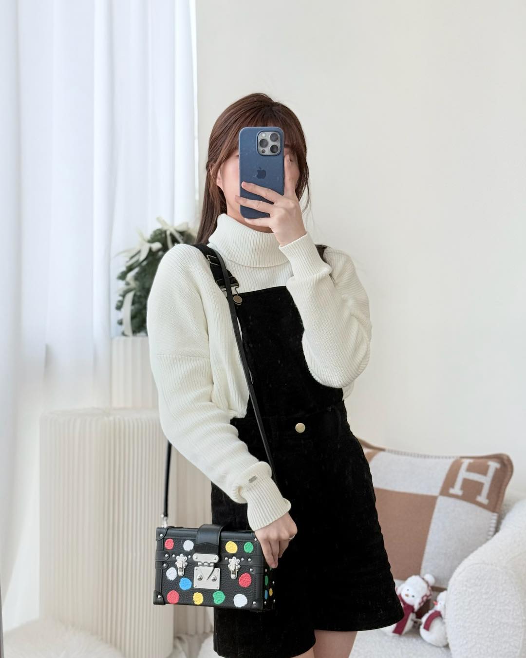 Louis Vuitton Petite Malle In Black