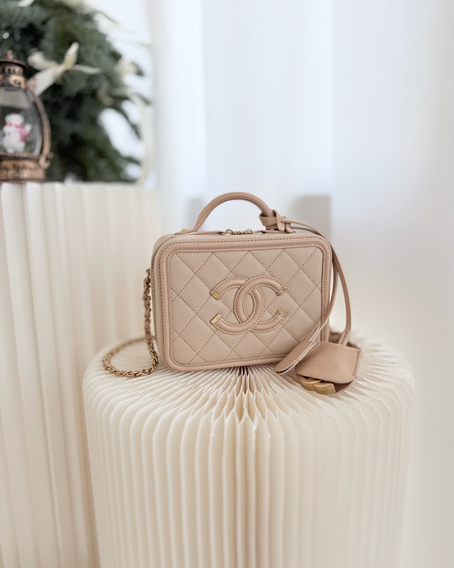 Chanel Quilted Small CC Filigree Vanity Case Beige Caviar