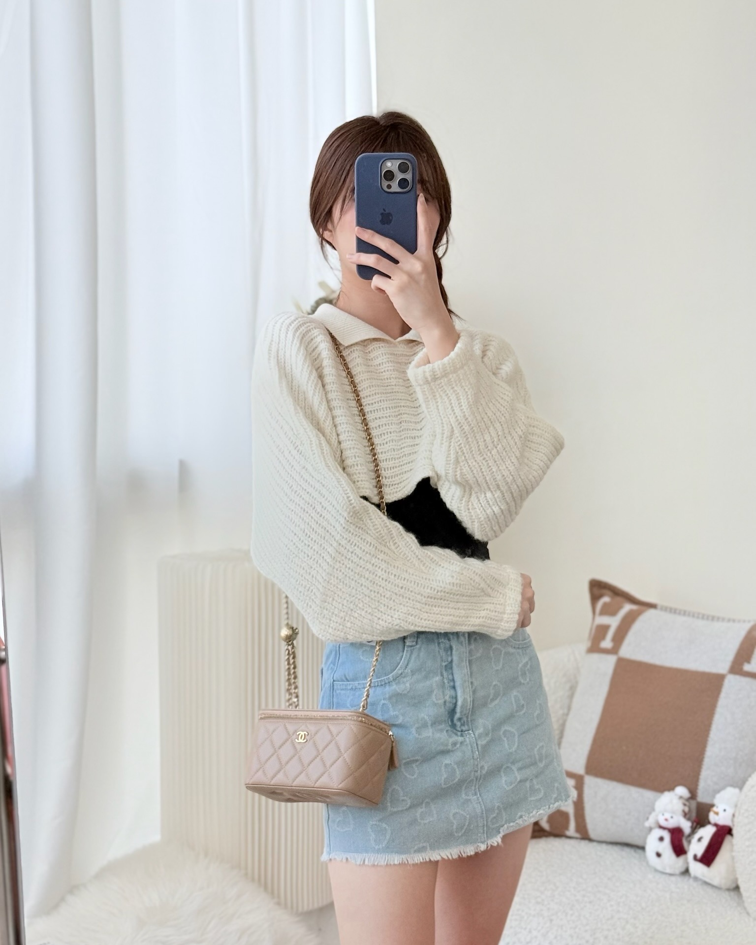 Chanel Pearl Crush Vanity With Chain Dark Beige Lambskin Aged