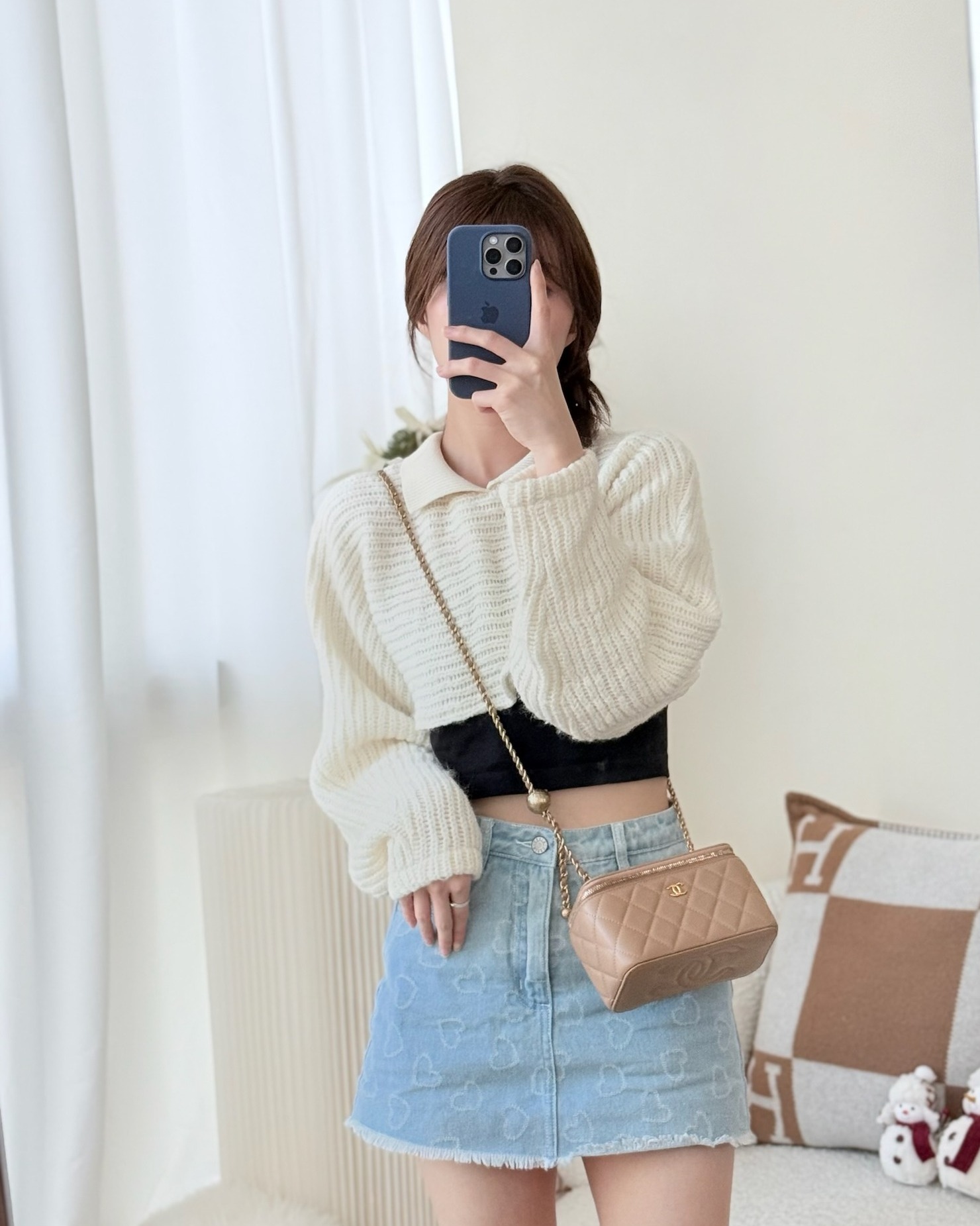 Chanel Pearl Crush Vanity With Chain Dark Beige Lambskin Aged