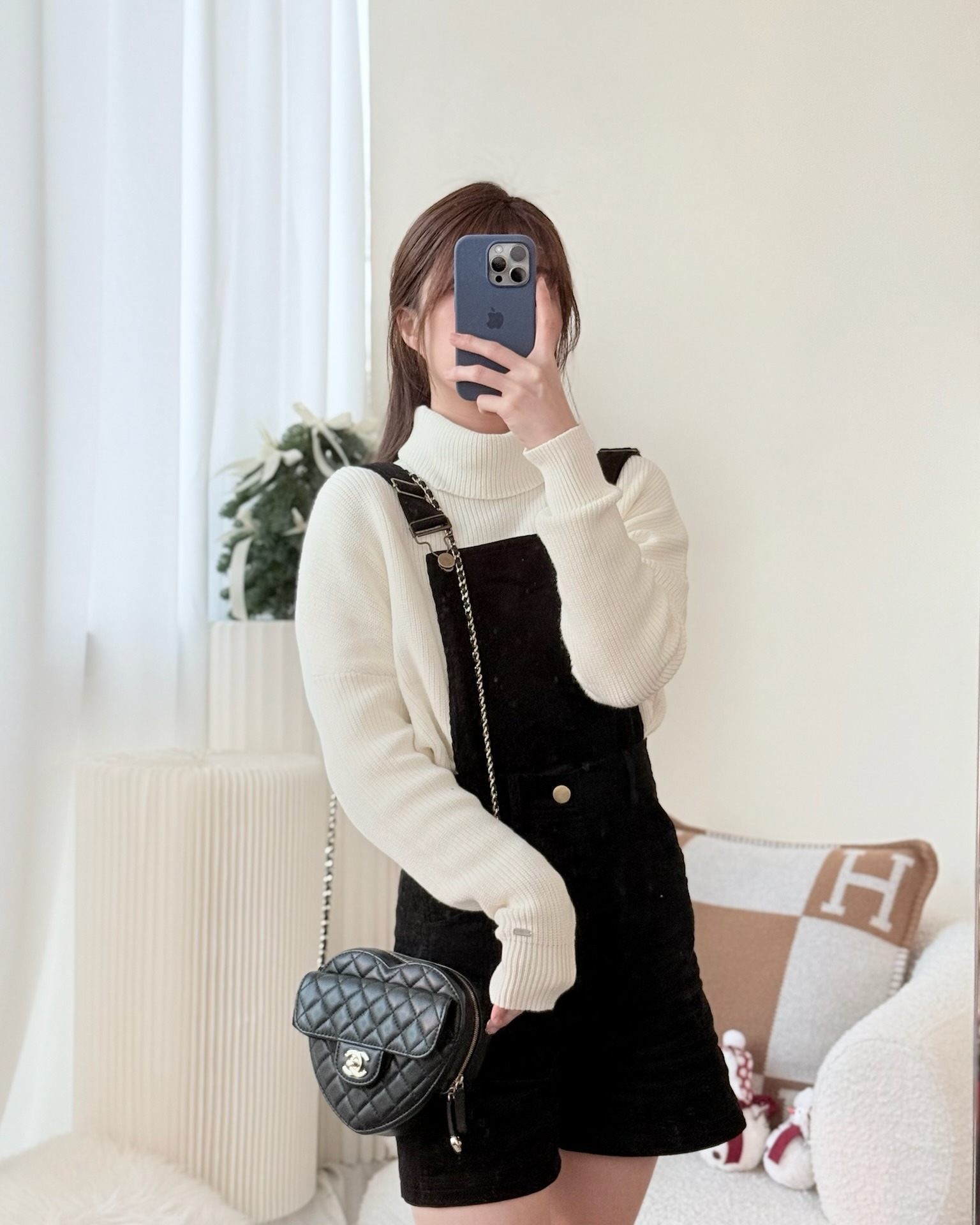 Chanel Large Heart Bag Black Lambskin 22S