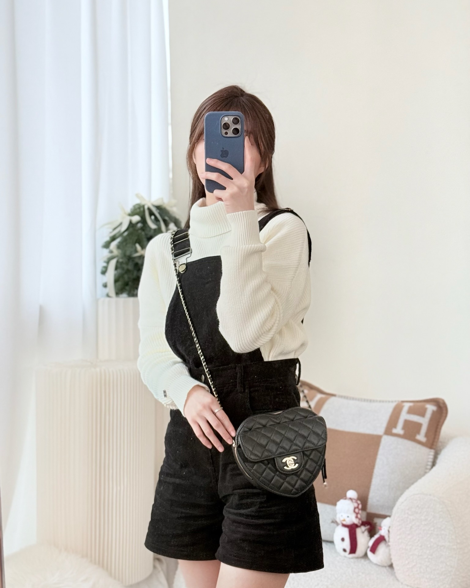 Chanel Large Heart Bag Black Lambskin 22S