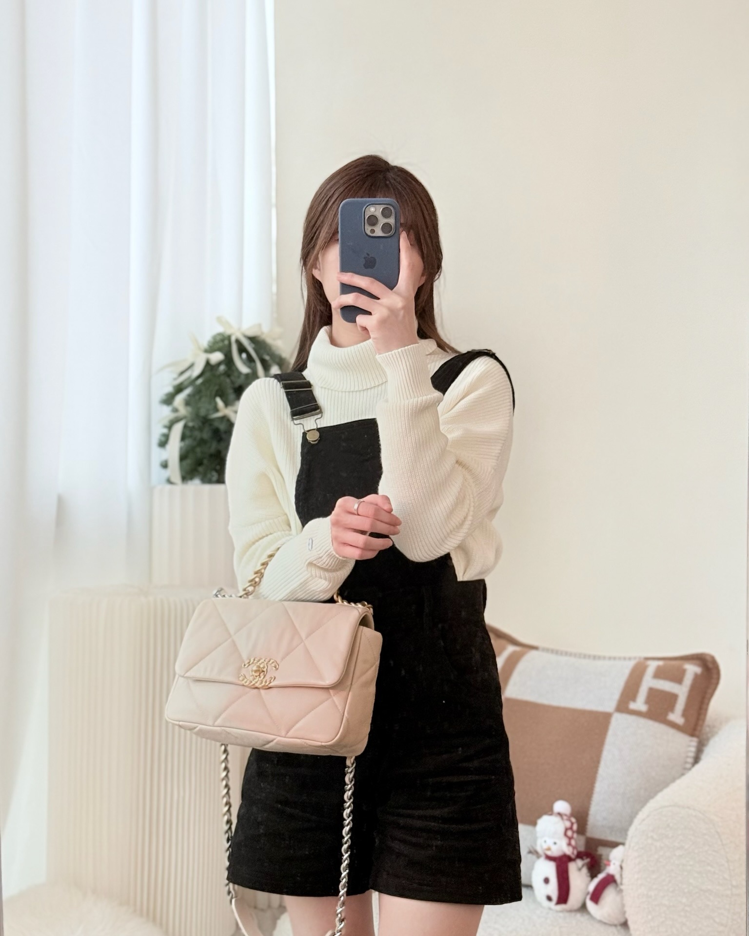 Chanel 19 Small Beige Mixed Hardware