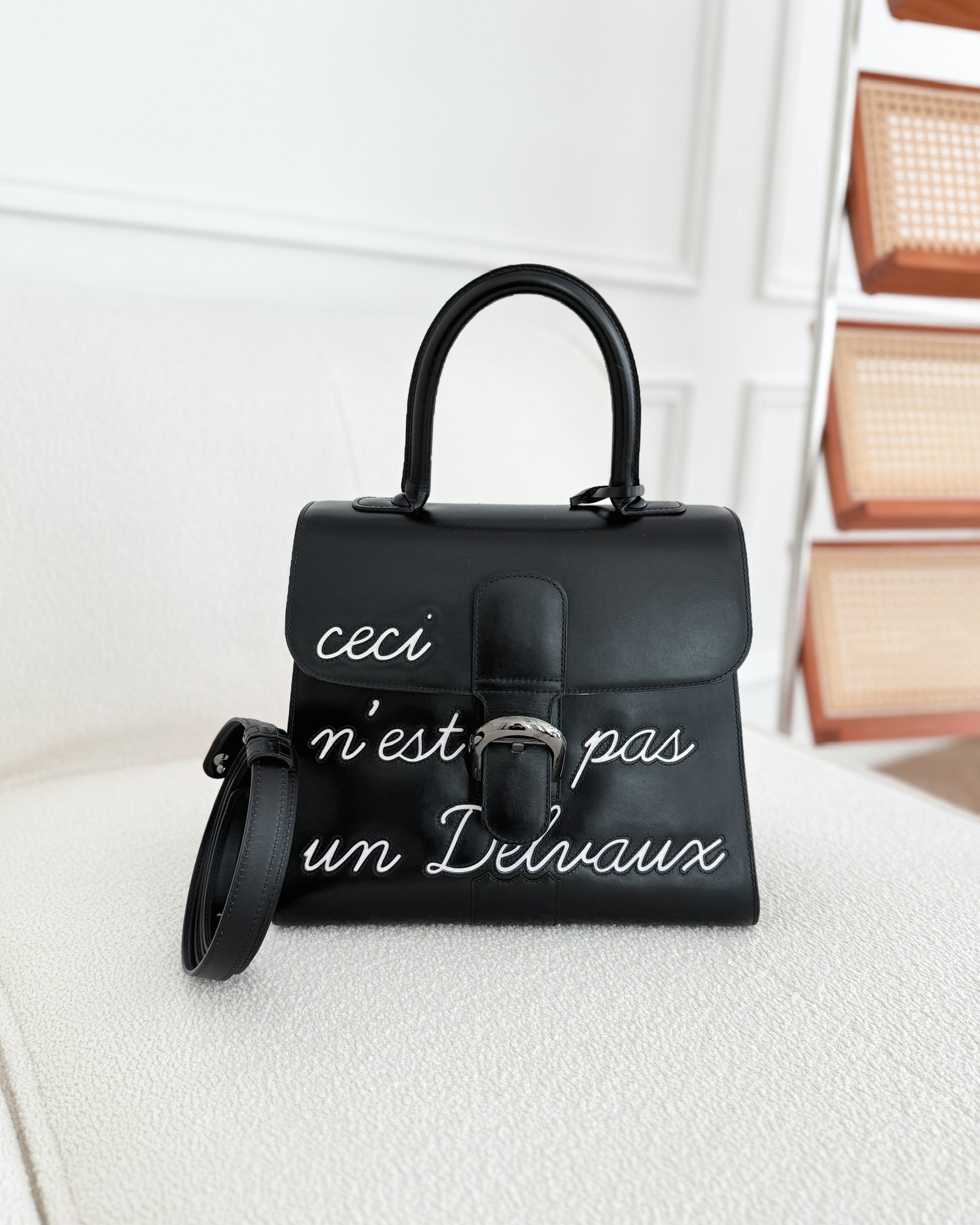 Delvaux Brillant L'Humour MM Black Calfskin