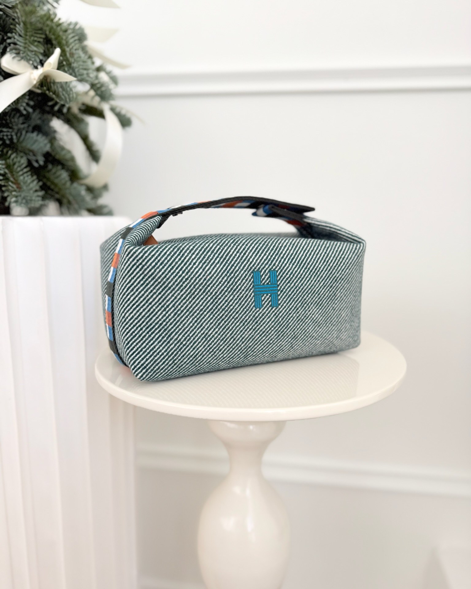 Hermès Small Bride-A-Brac Au Carre Case Wool Green