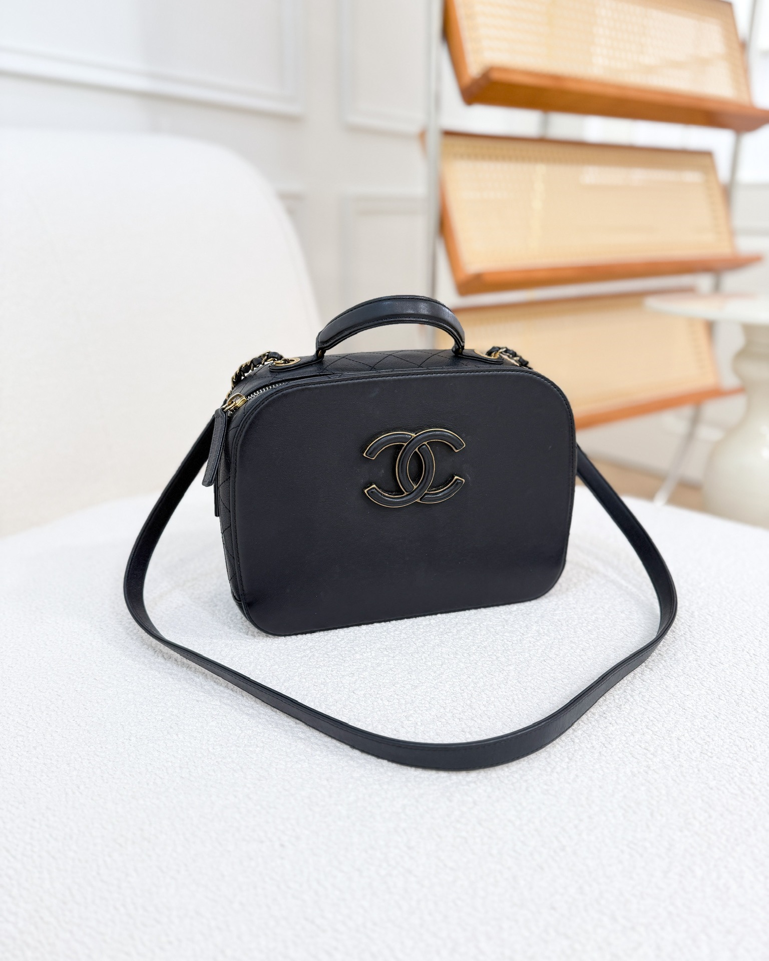 Chanel Coco Curve Vanity Black Calfskin & Goatskin Antique