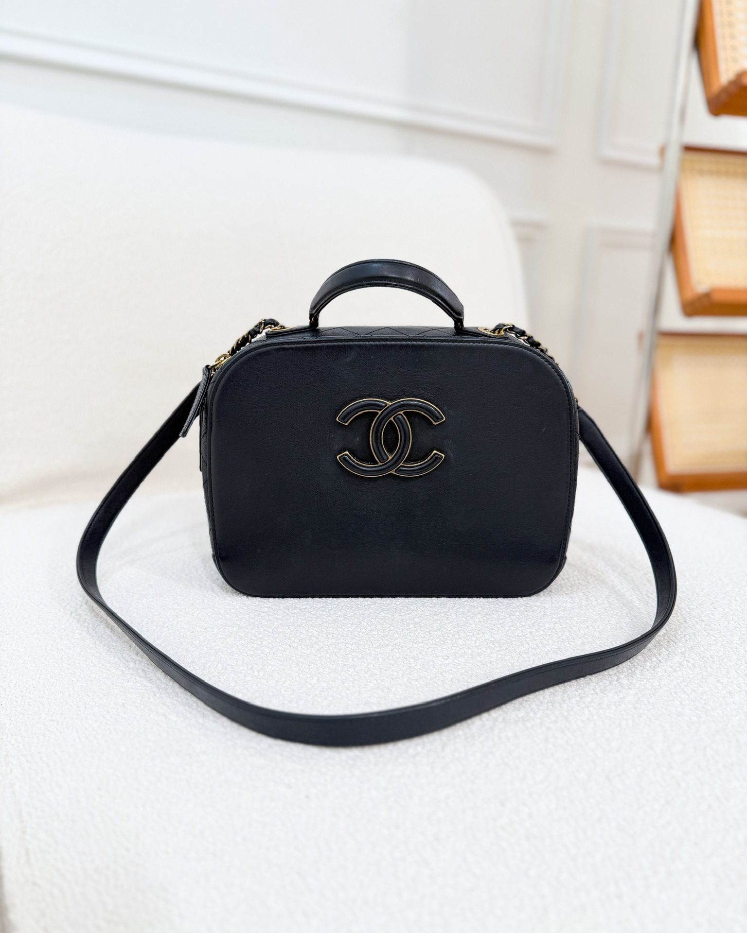 Chanel Coco Curve Vanity Black Calfskin & Goatskin Antique