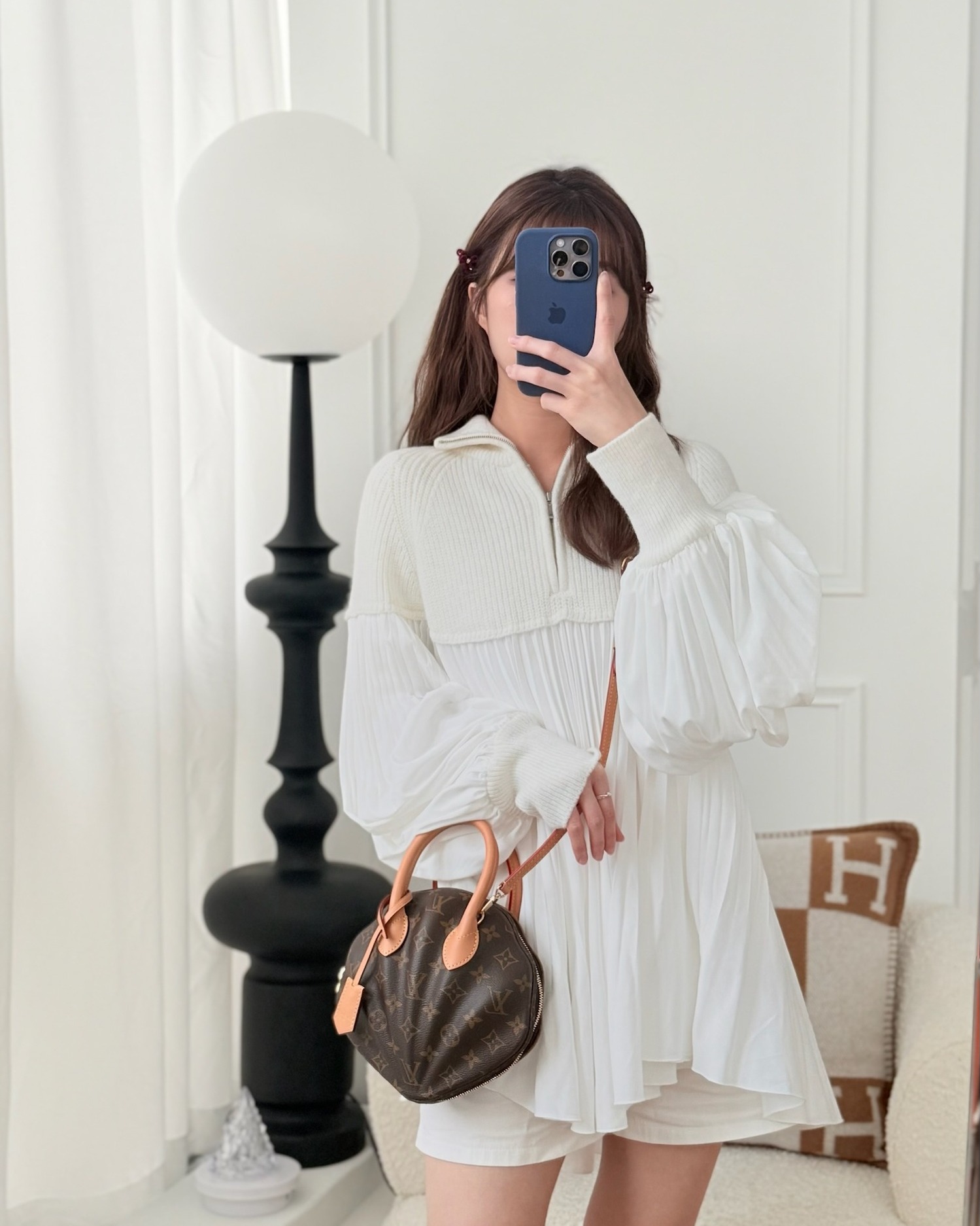 Louis Vuitton Venus Monogram Reverse Canvases