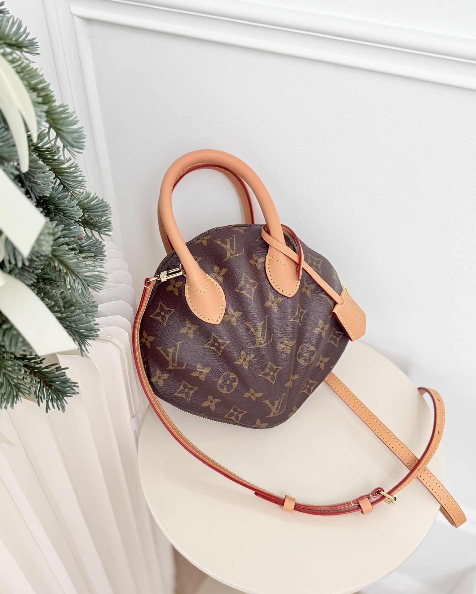 Louis Vuitton Venus Monogram Reverse Canvases