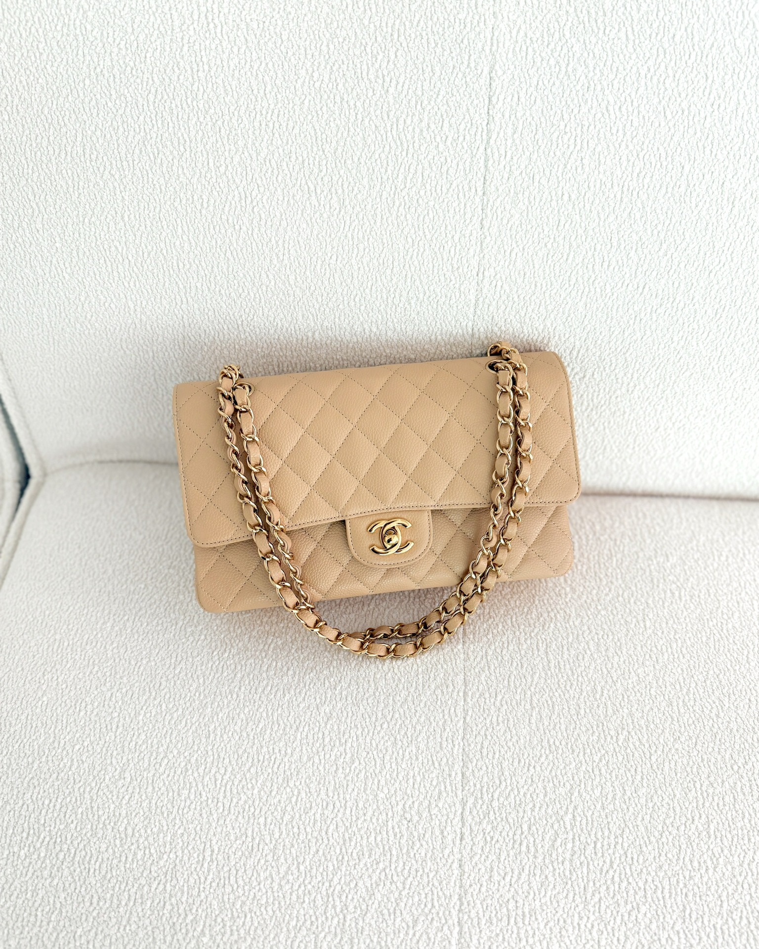 Chanel M/L Medium Classic Flap Quilted Beige Caviar