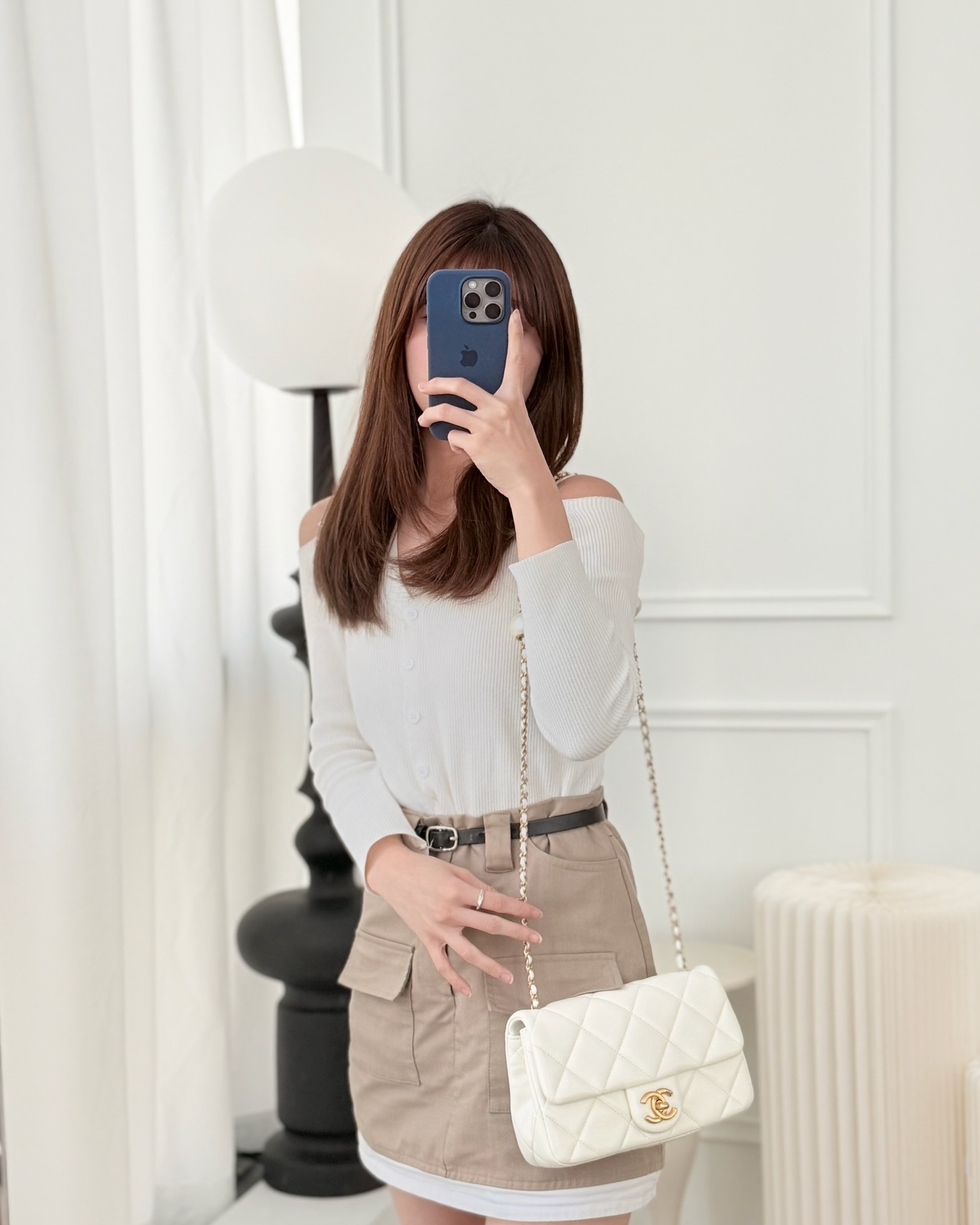 Chanel Quilted Double Pearl Adjustable Chain Flap Bag White Lambskin Aged 24S