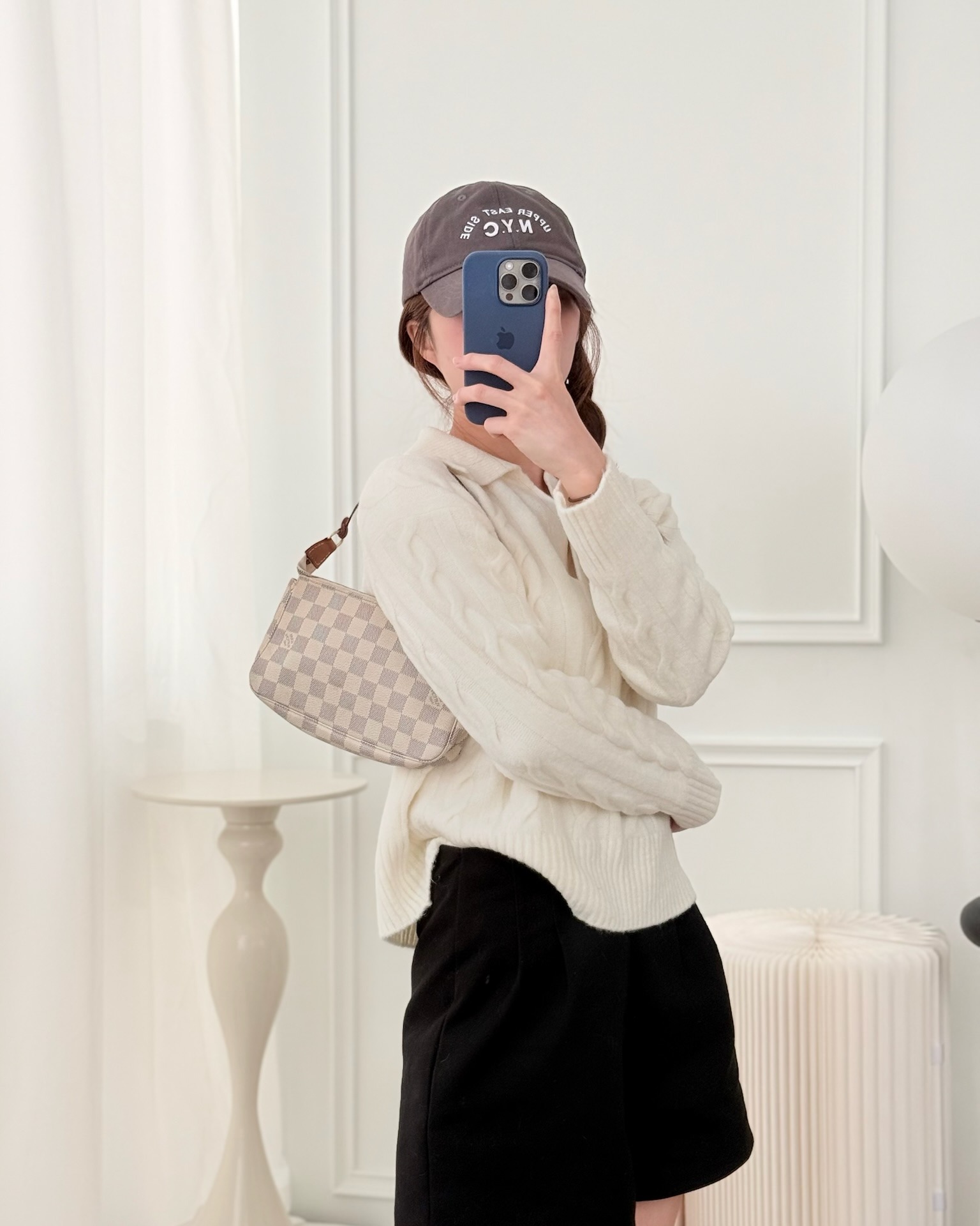 Louis Vuitton Damier Azur Pochette