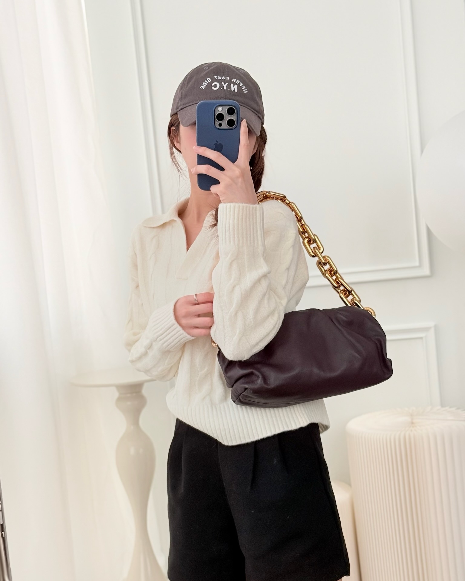 Bottega Veneta Chain Pouch Brown Calfskin