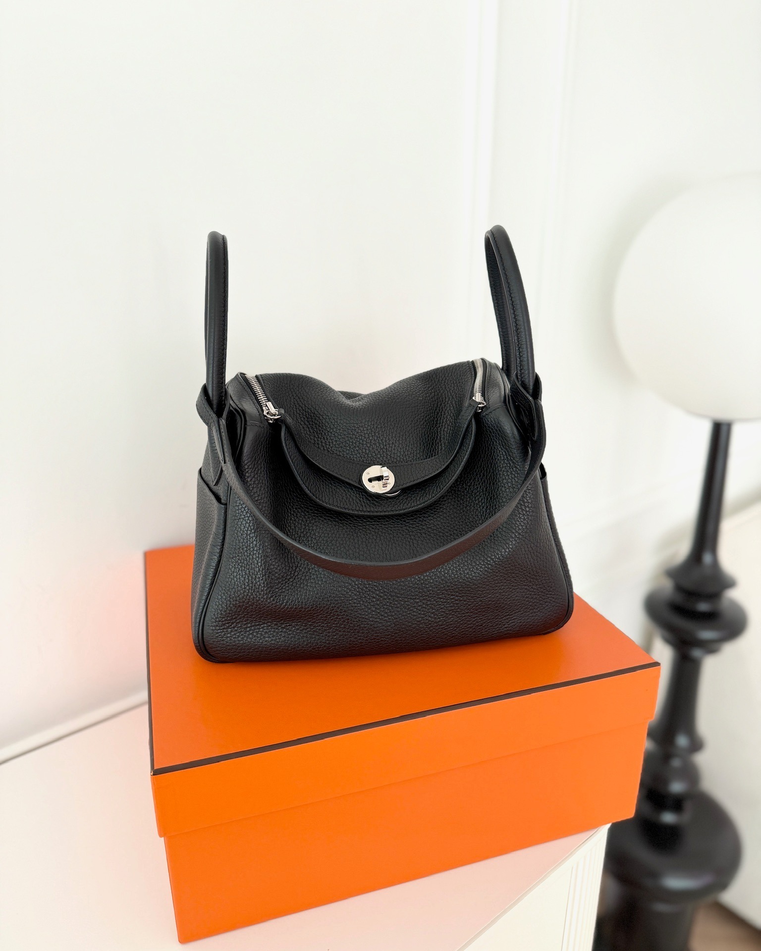 Hermès Lindy 30 Black Clemence Palladium Hardware