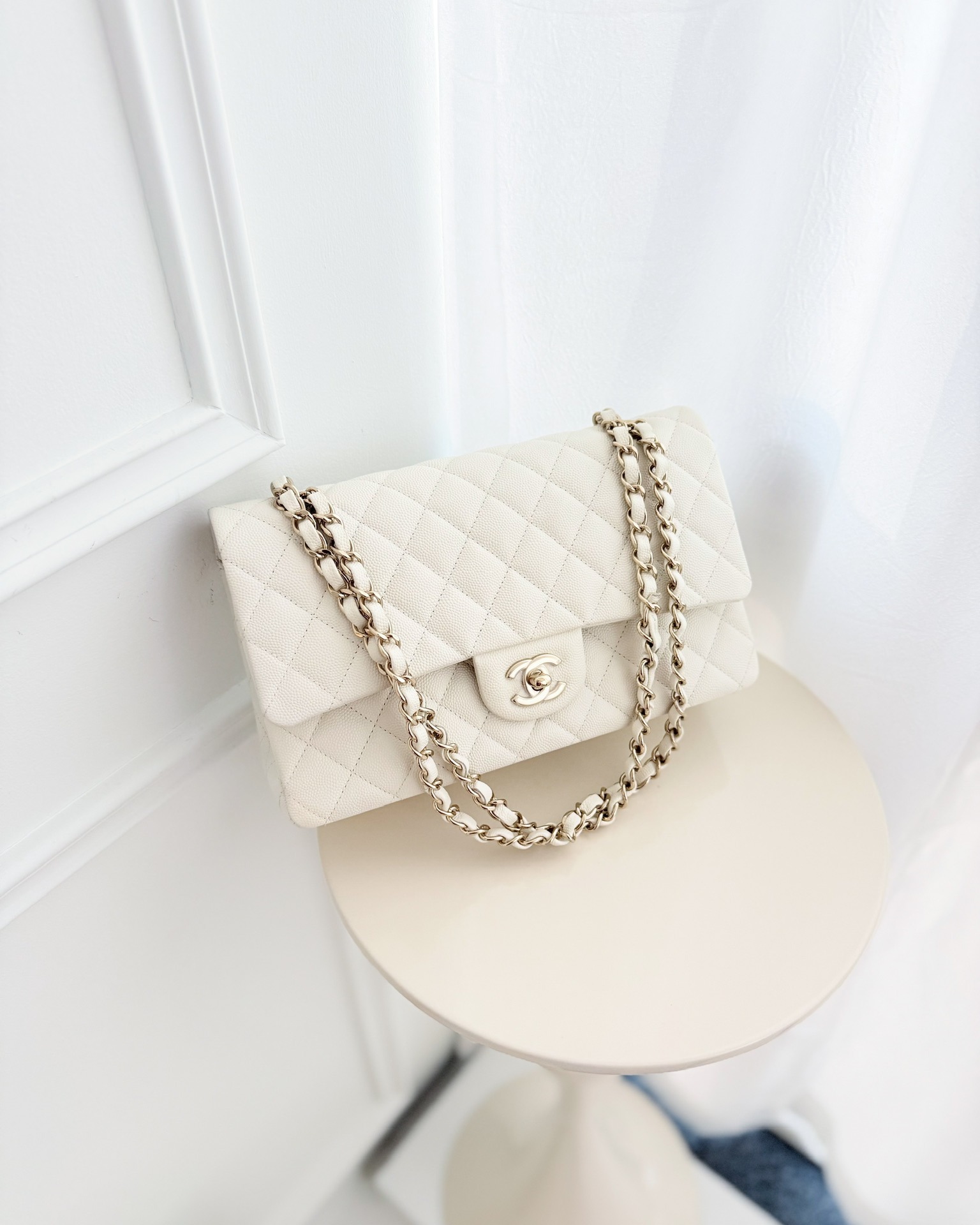 Chanel M/L Medium Classic Flap Quilted White Caviar