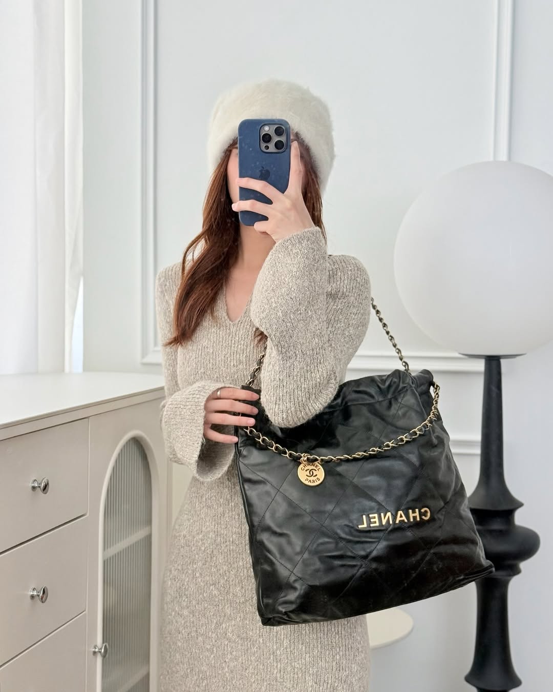 Chanel 22 Bag Medium Black Crumpled Calfskin Aged